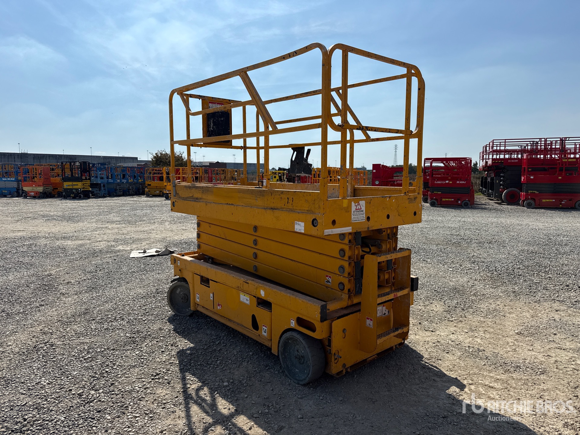 2014 Haulotte COMPACT12