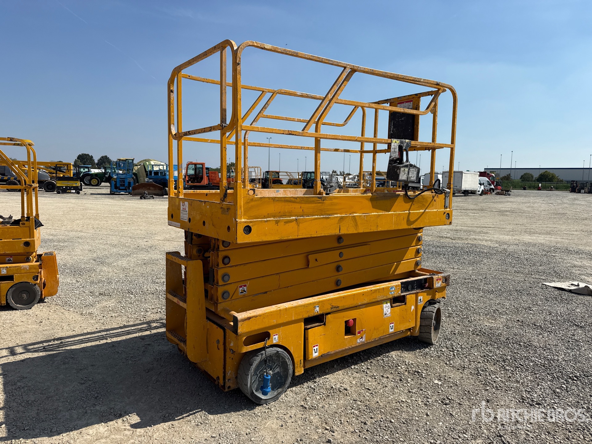 2014 Haulotte COMPACT12