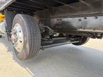 Underbody with Non-Driven Drop Axle (1)