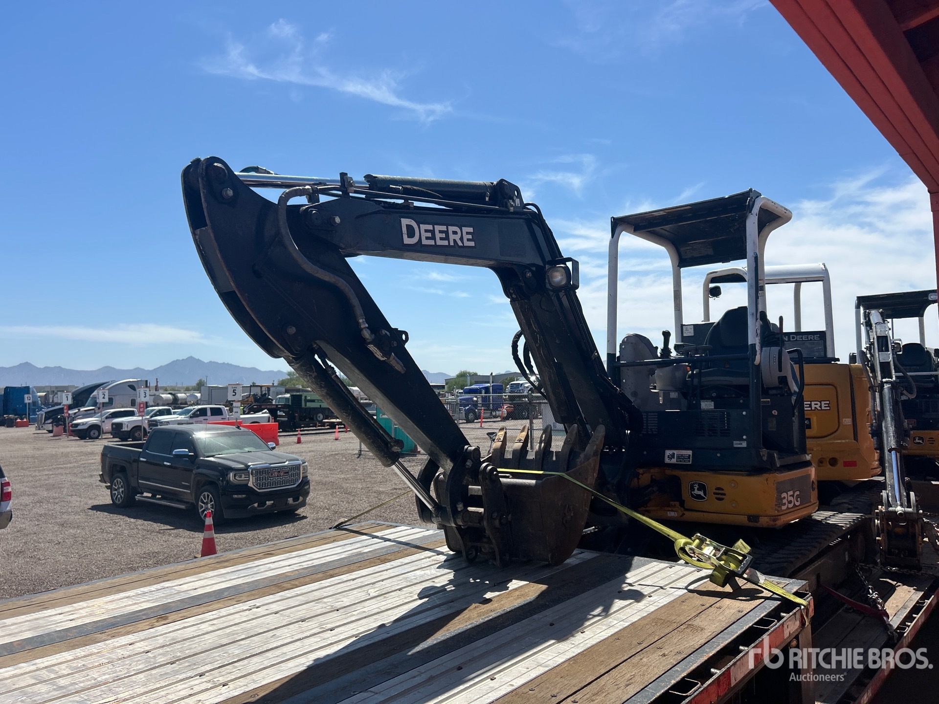 Photo of 2019 John Deere 35G