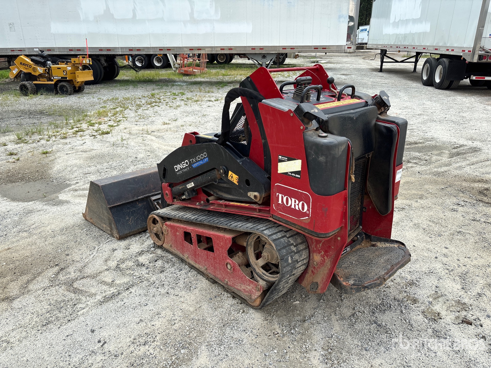 General Appearance with Picture, Left Rear Corner