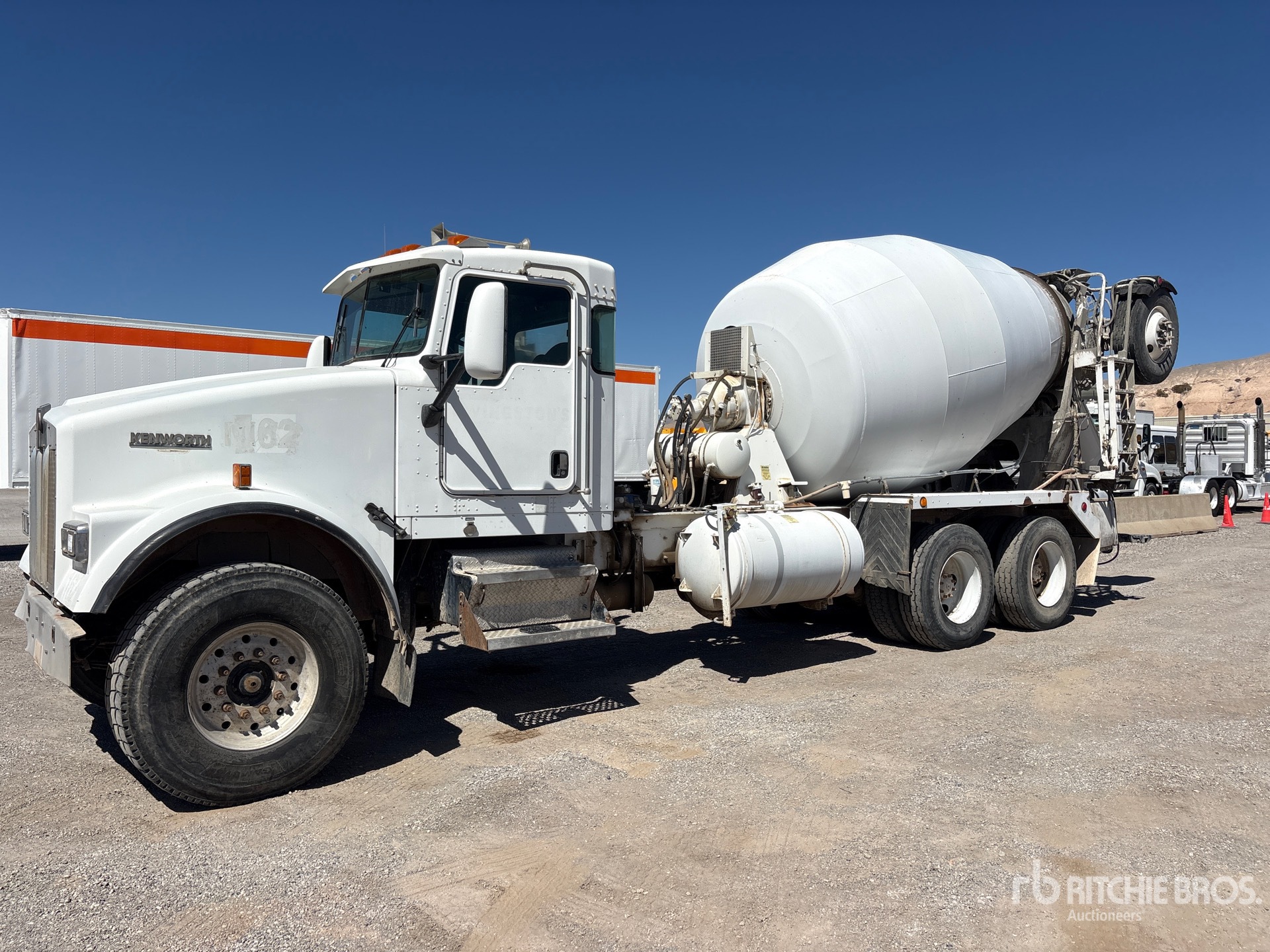 Photo of 2003 Kenworth W900