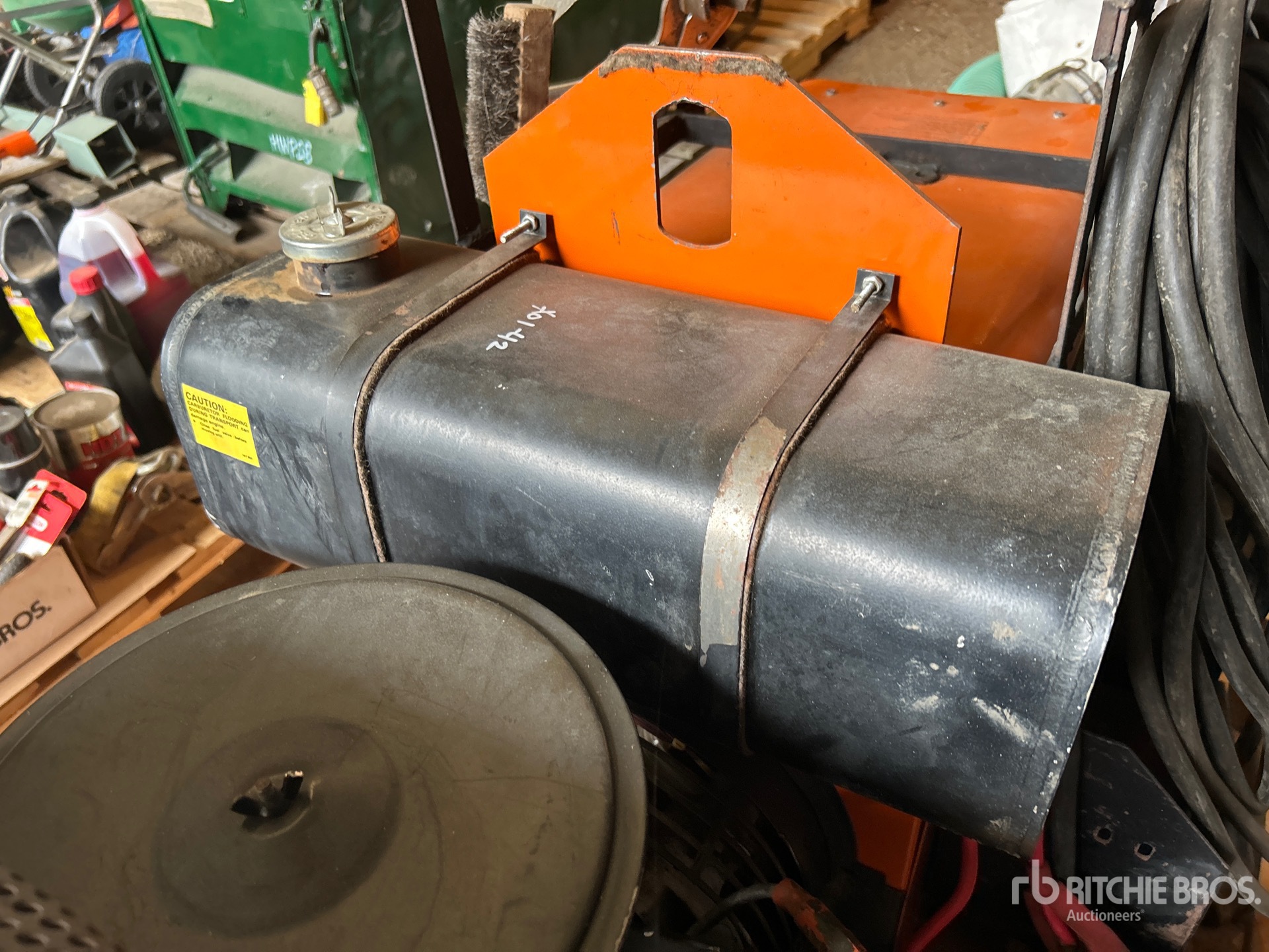 Acklands SKID-MOUNTED ARC WELDING