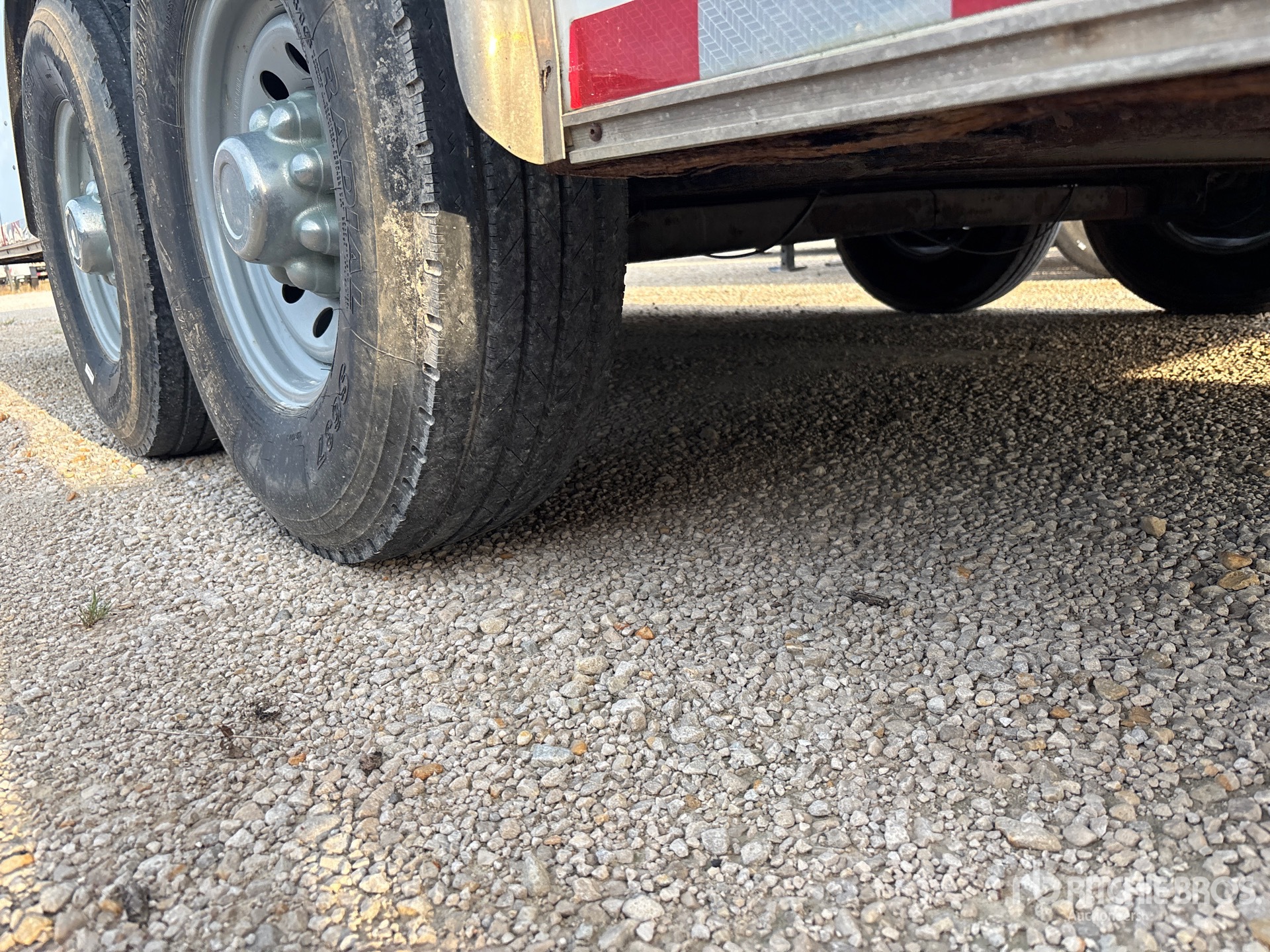 2015 Haulmark GH85X18WM