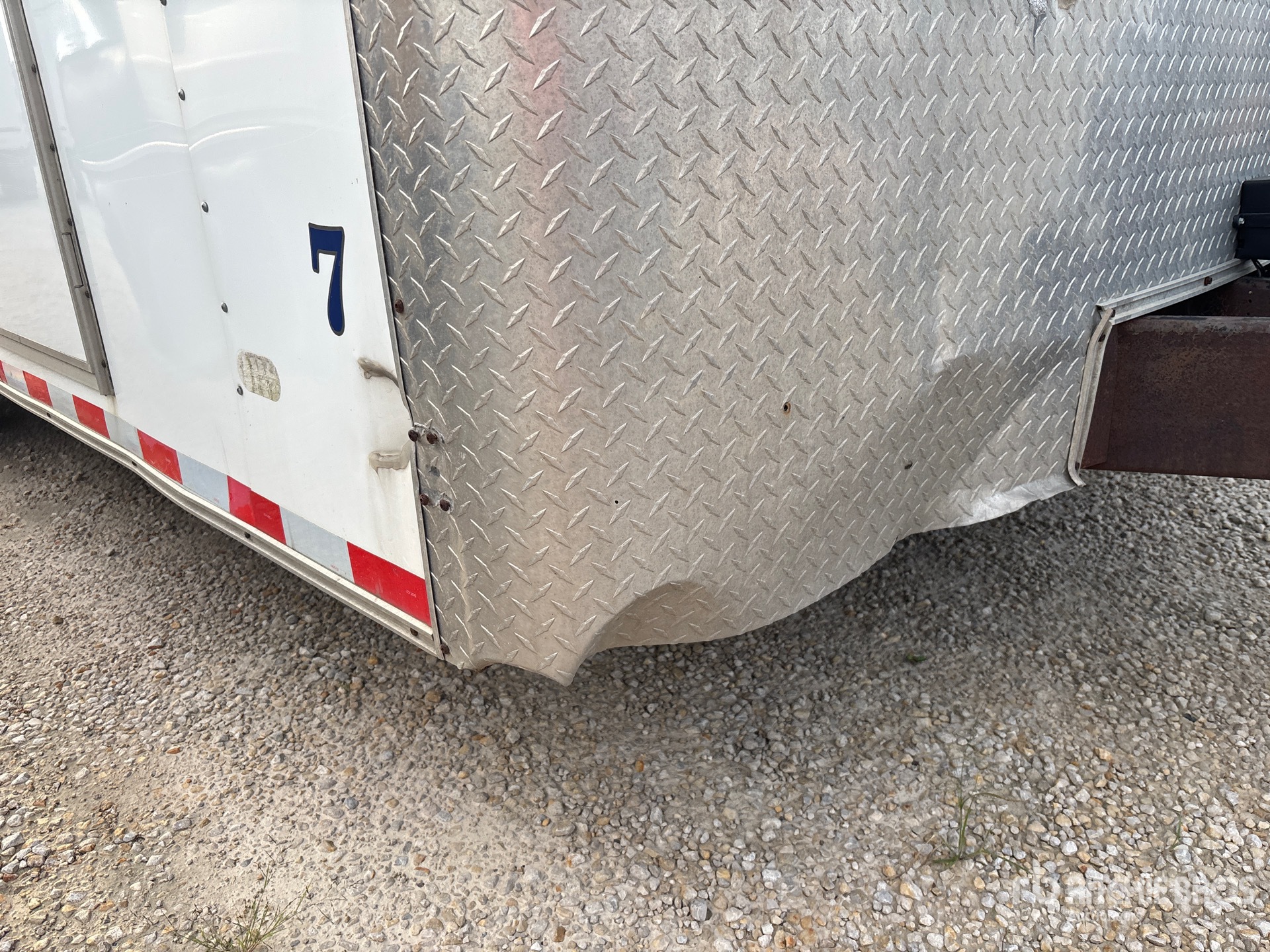 2015 Haulmark GH85X18WM