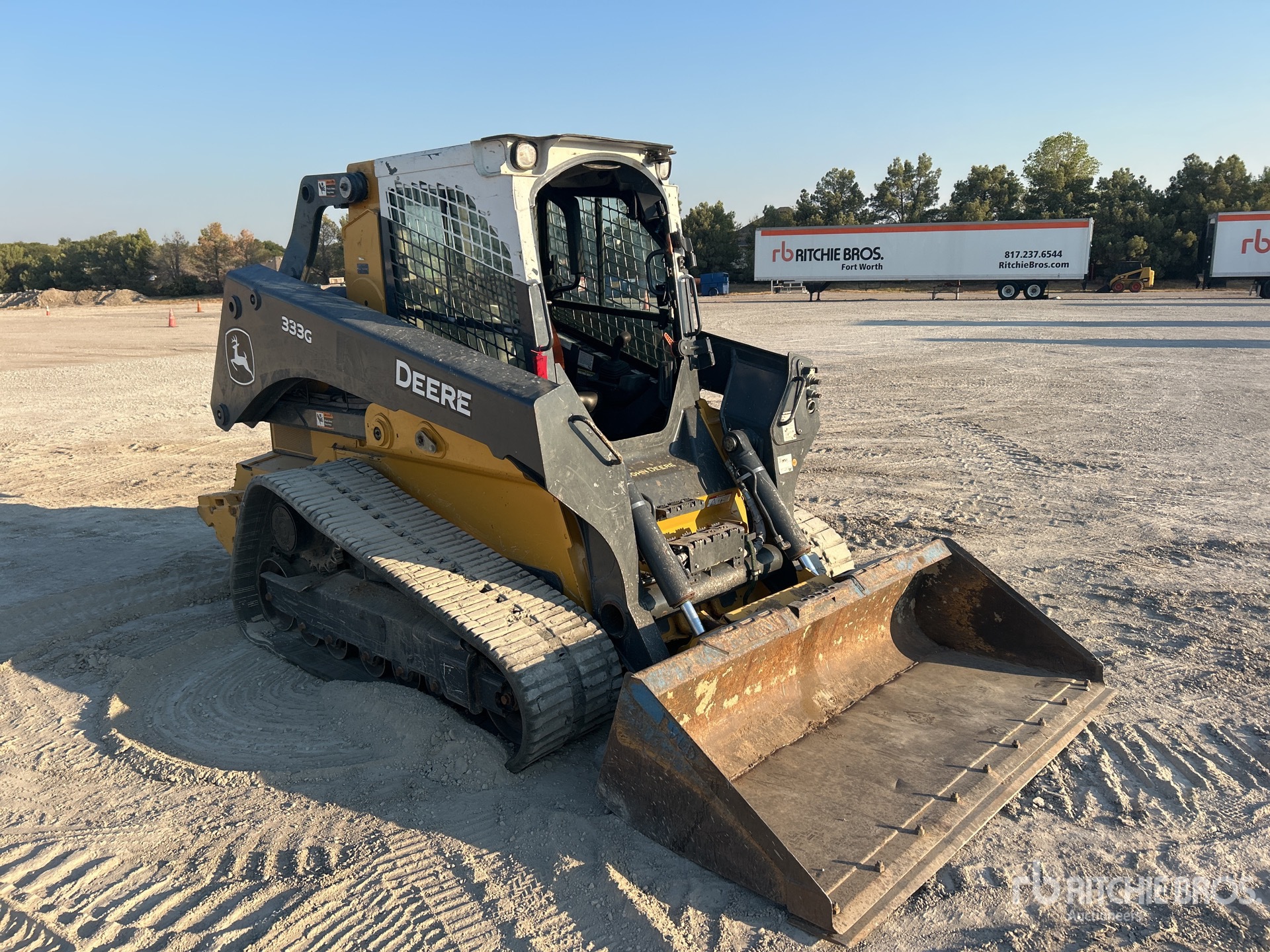 2020 John Deere 333G