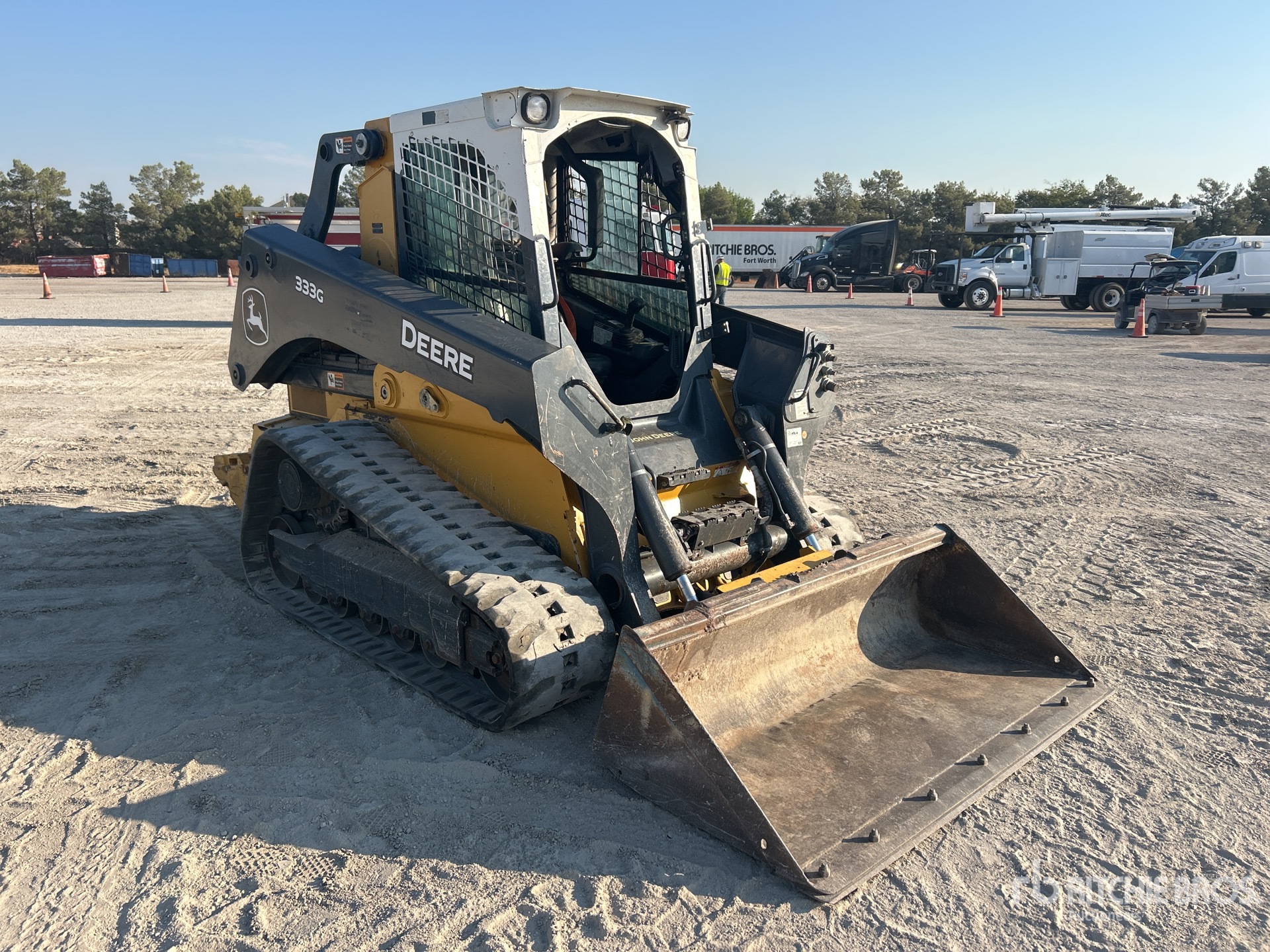 2020 John Deere 333G
