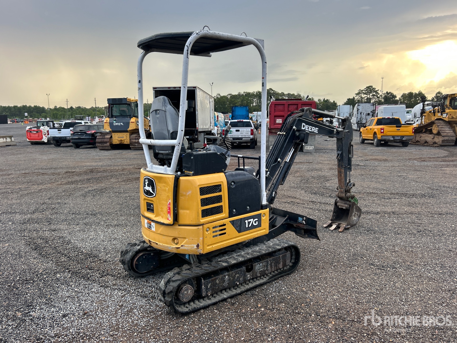 2021 John Deere 17G