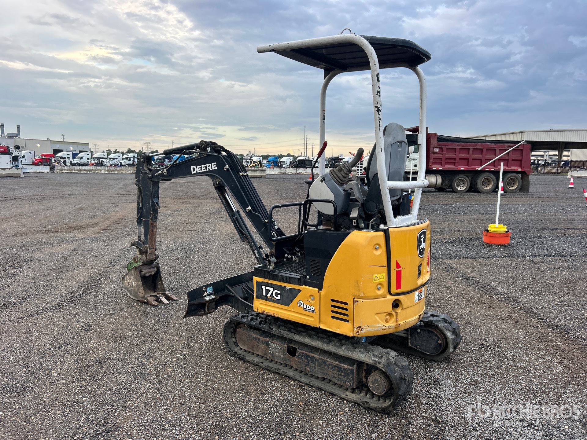 2021 John Deere 17G