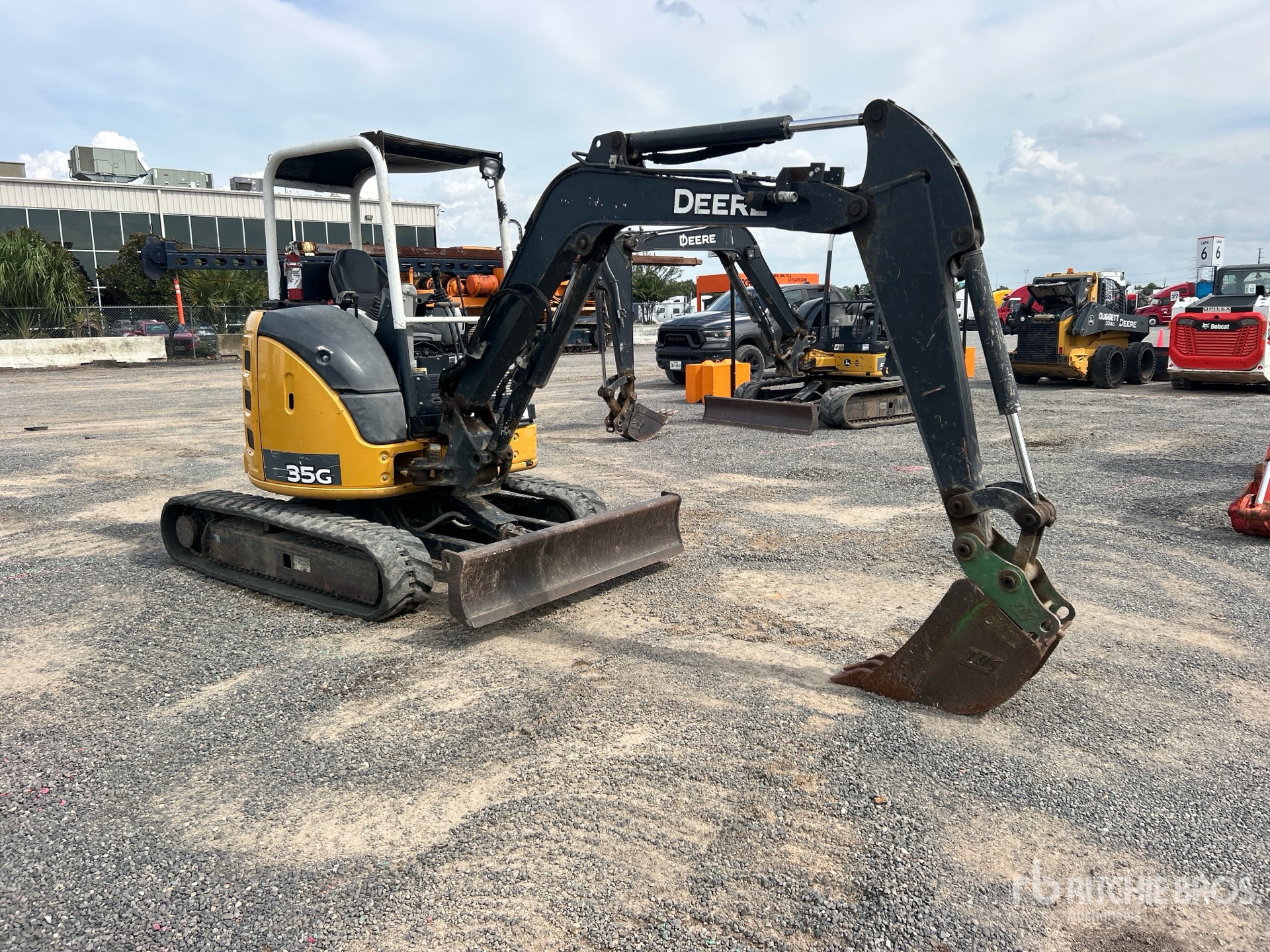 2019 John Deere 35G