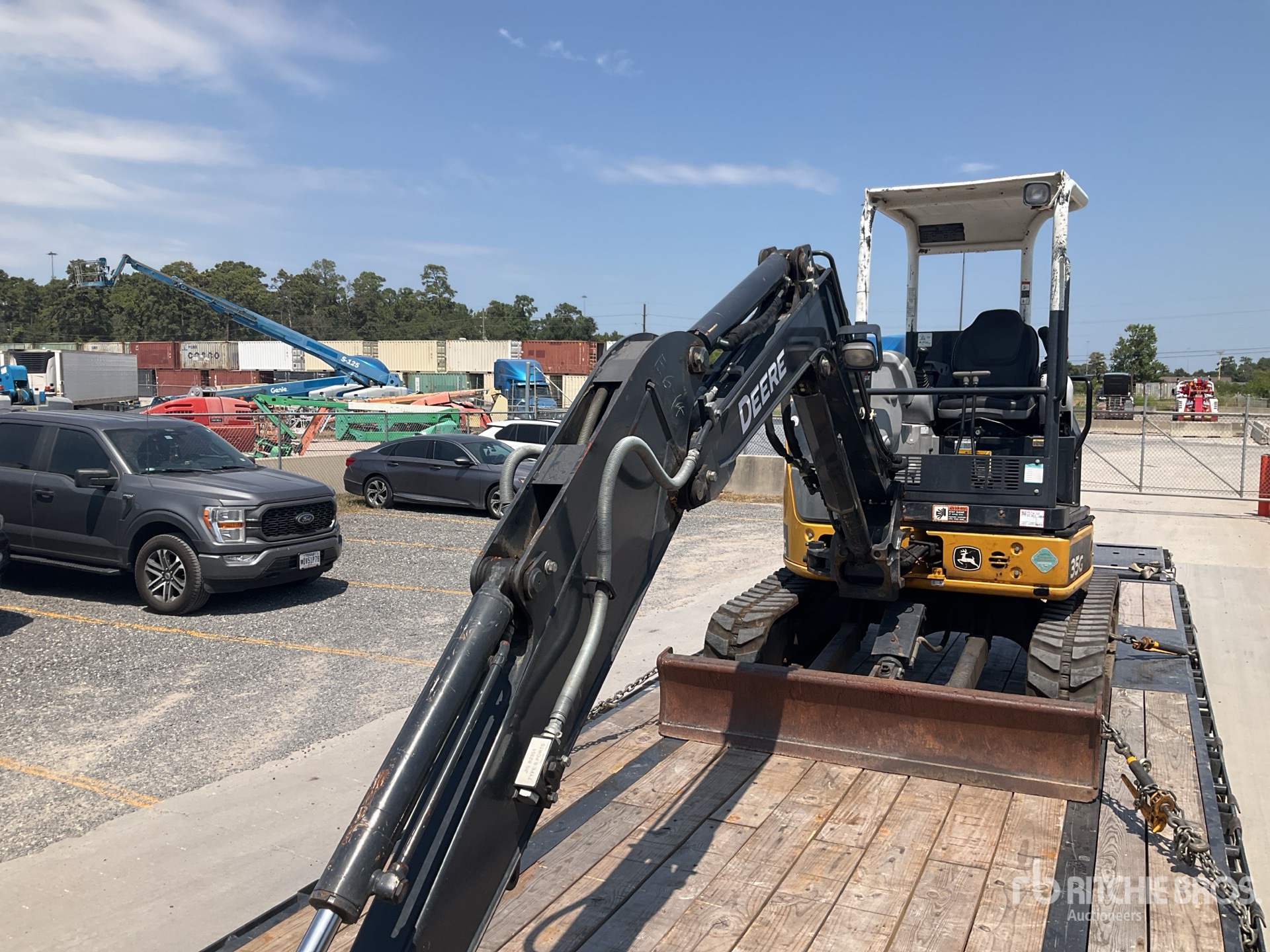 2019 John Deere 35G