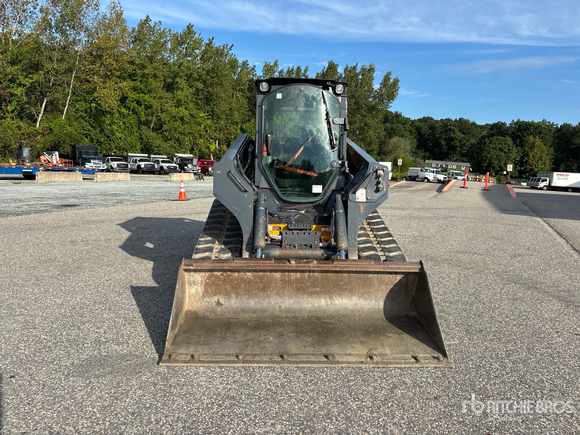 2020 John Deere 331G