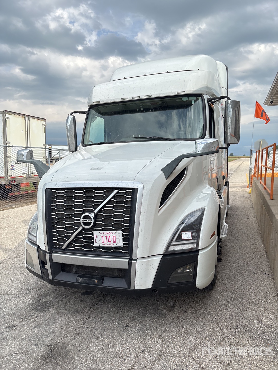 2019 Volvo VNL740