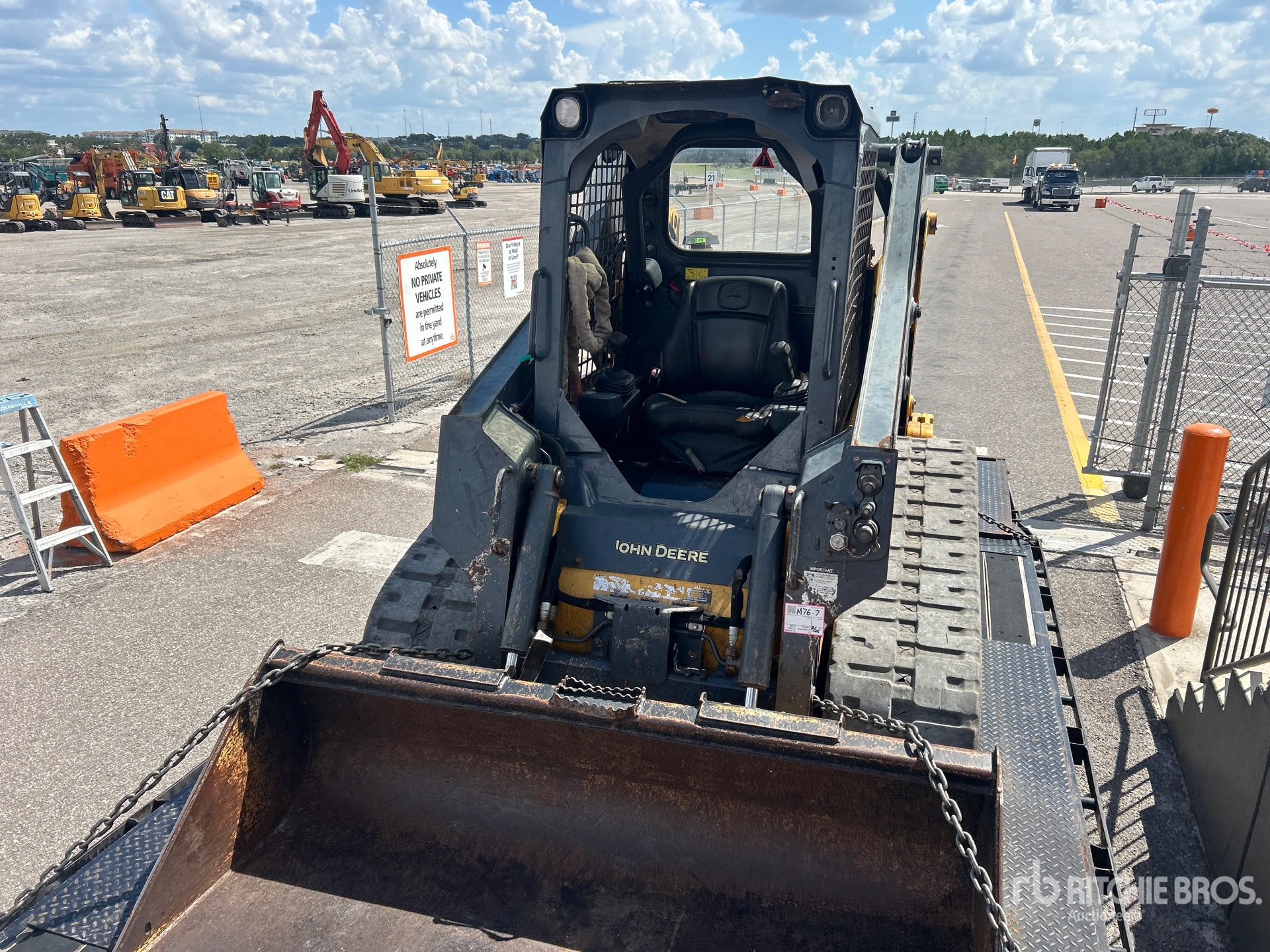 2020 John Deere 317G