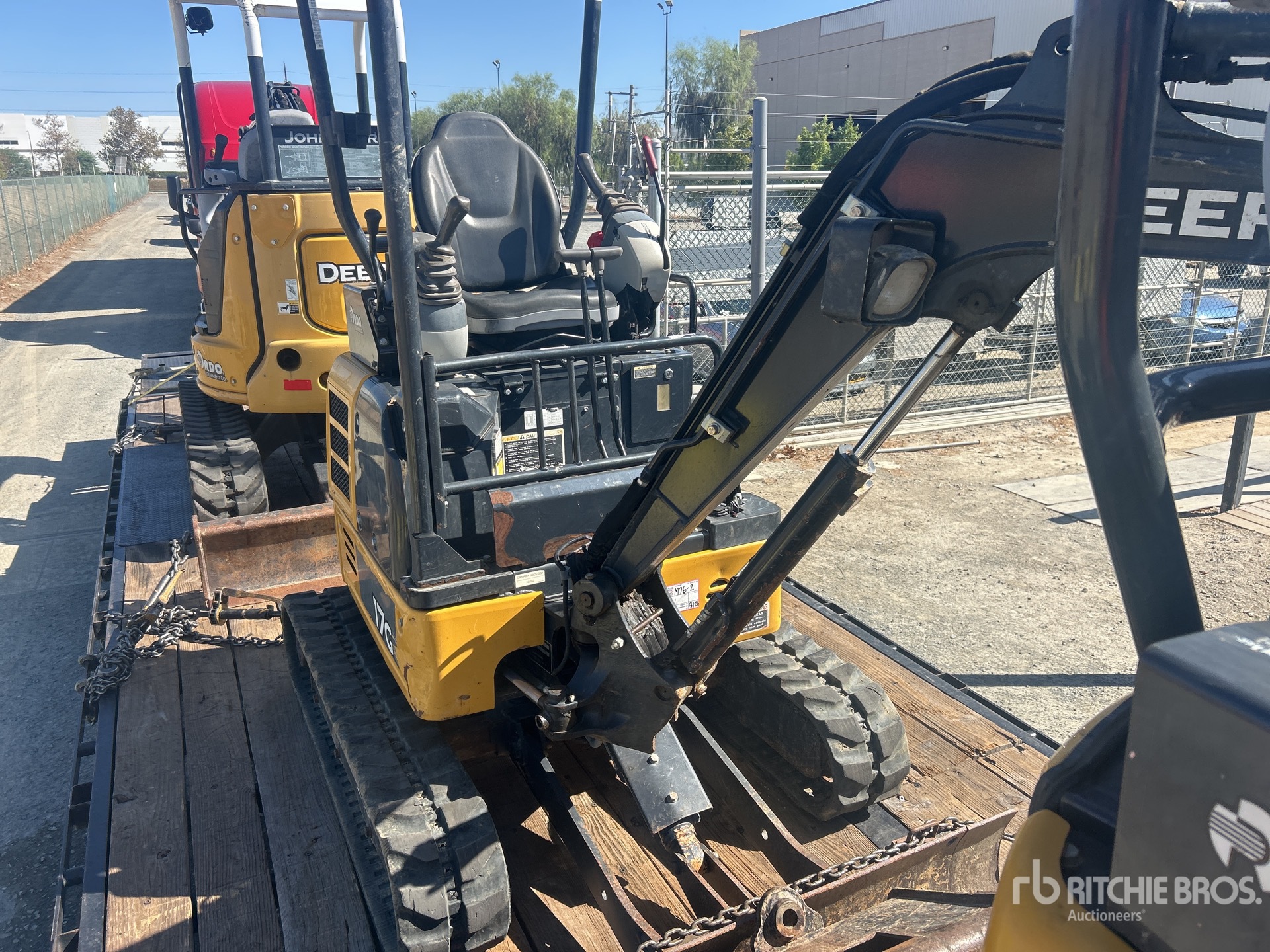 2020 John Deere 17G