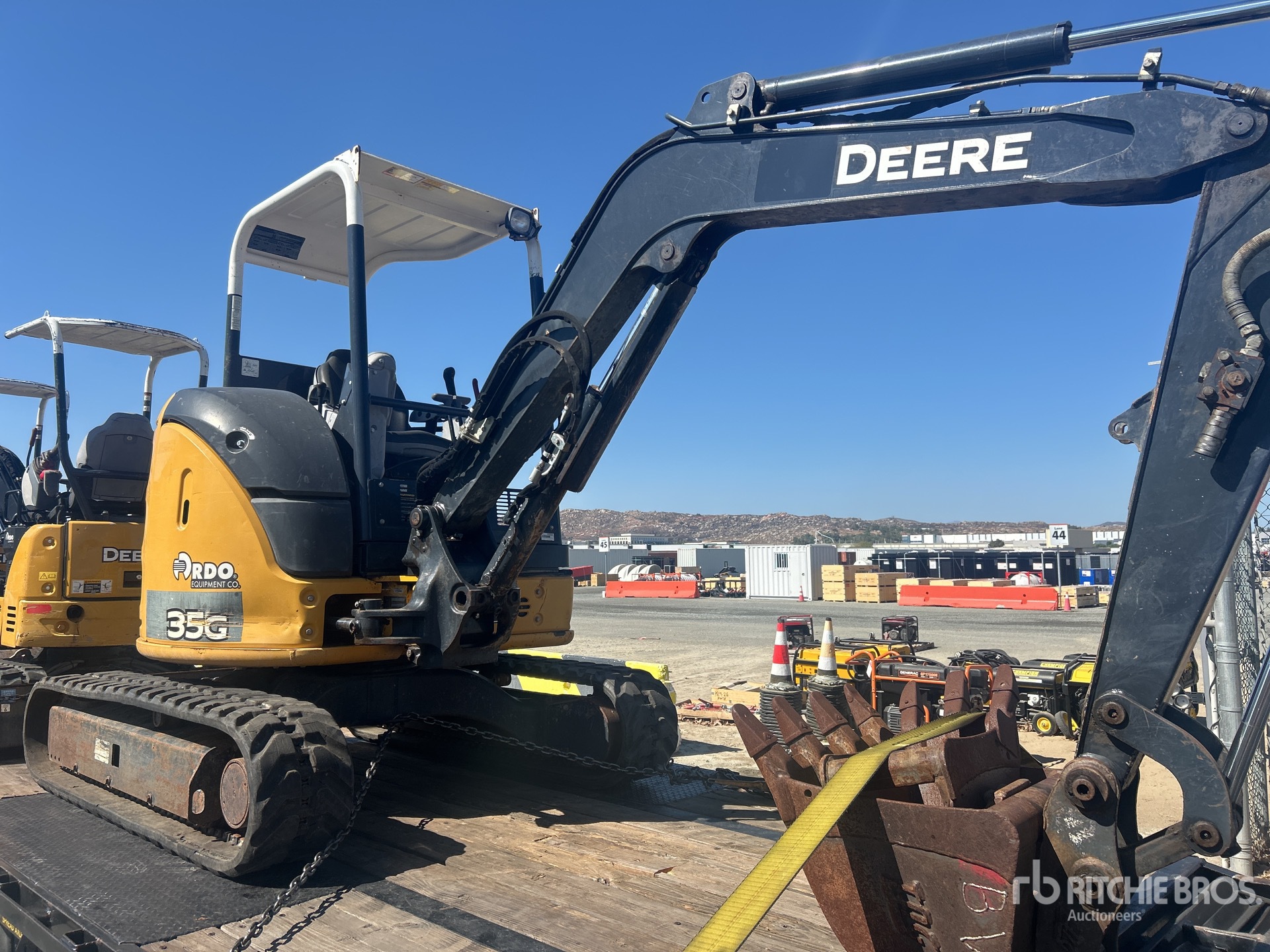 2019 John Deere 35G
