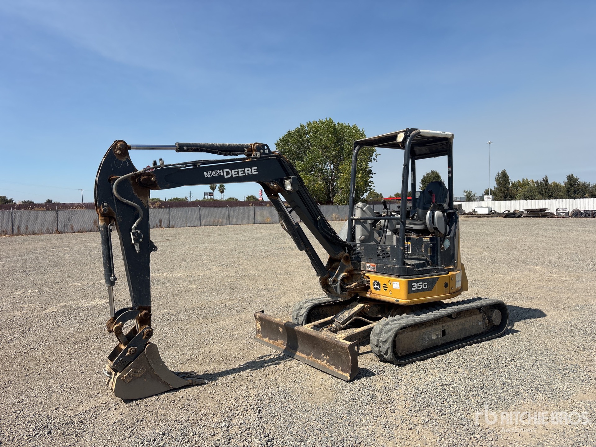 Photo of 2021 John Deere 35G