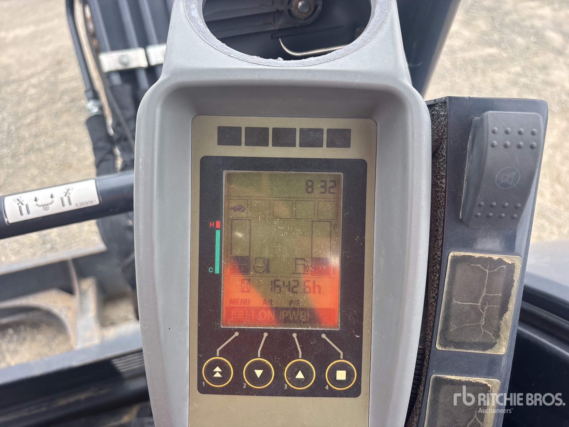 2019 John Deere 35G