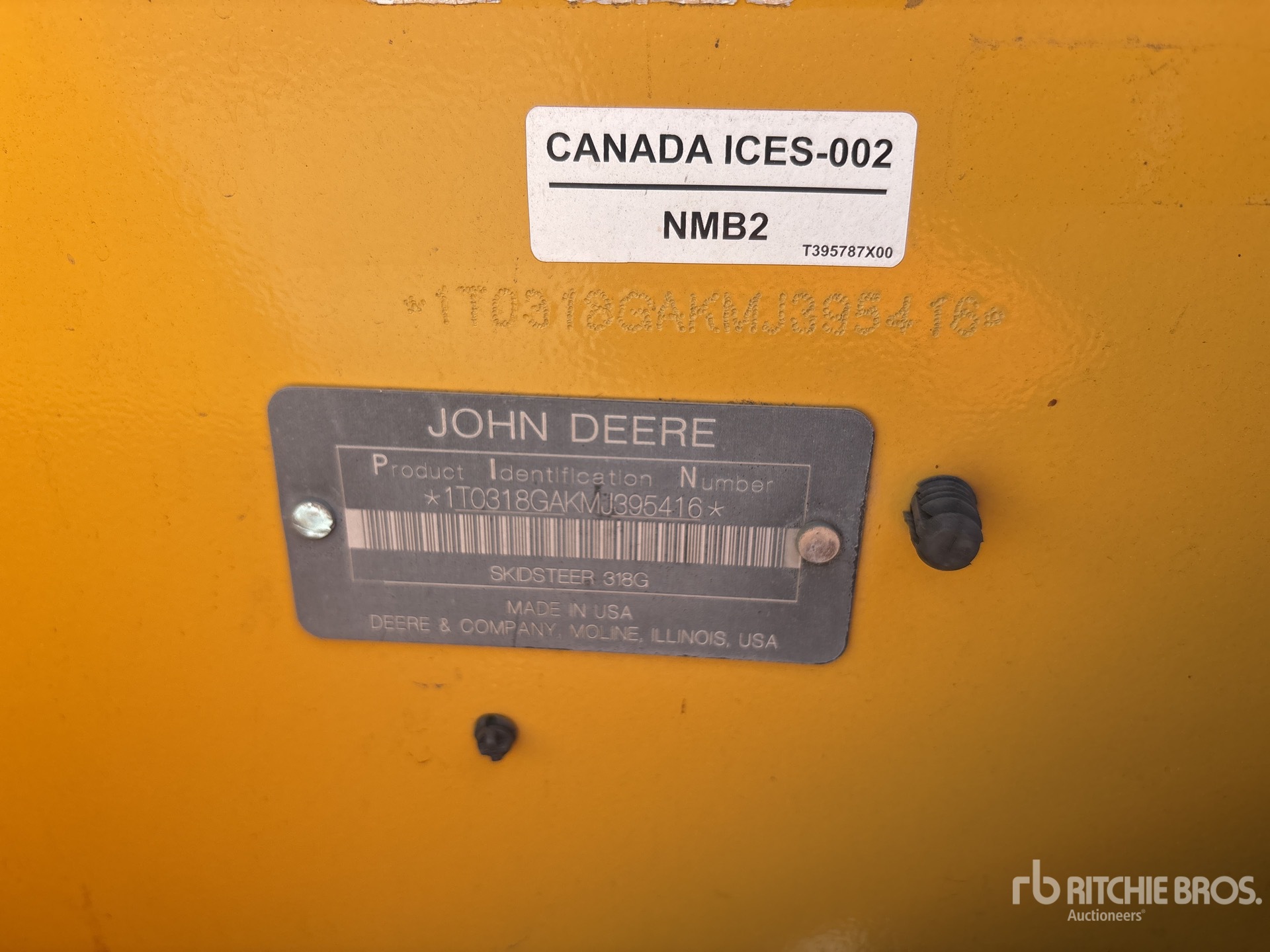 2021 John Deere 318G