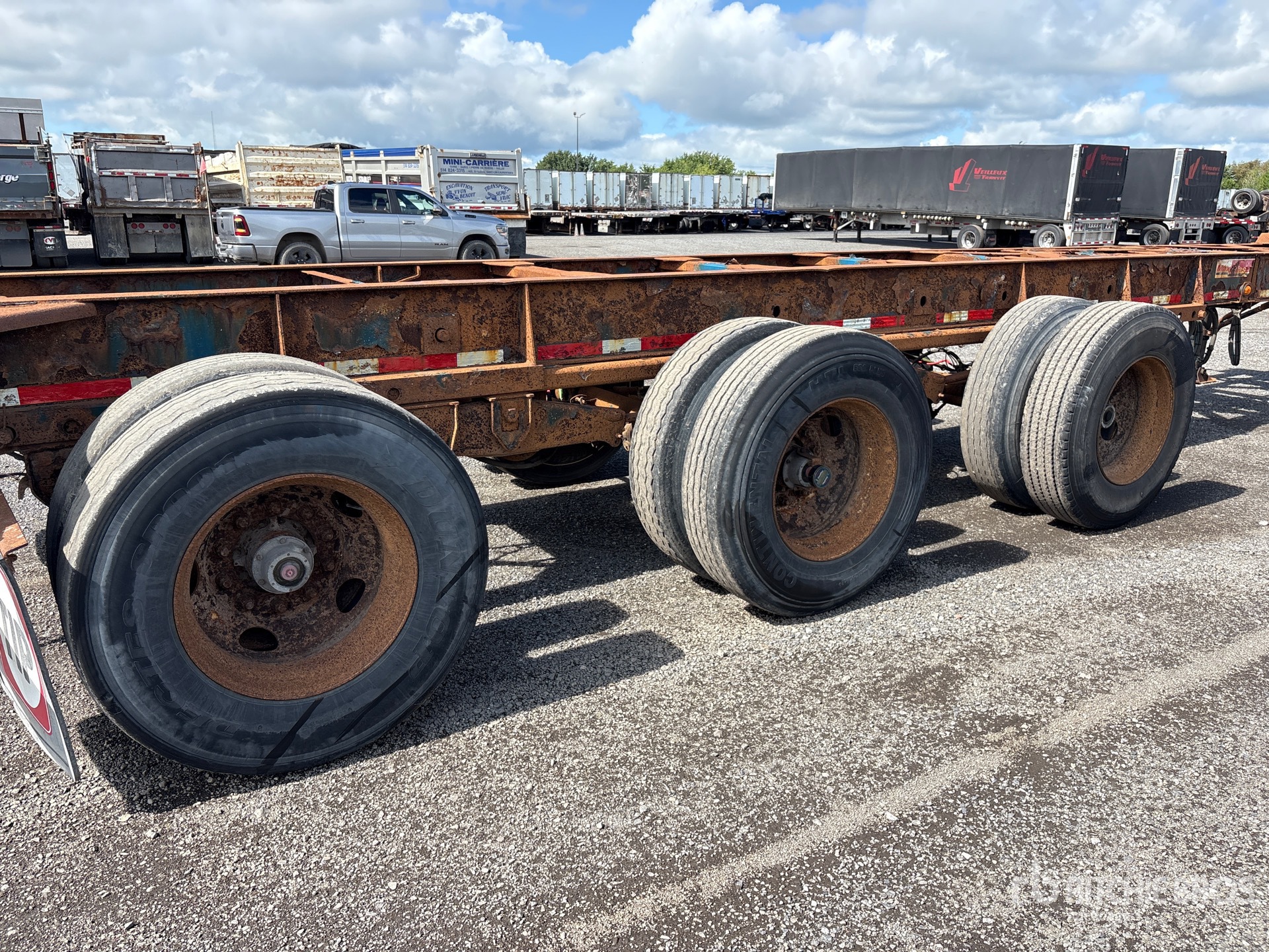 2007 Max Atlas 40 FT SPREAD AXLE TRI/A