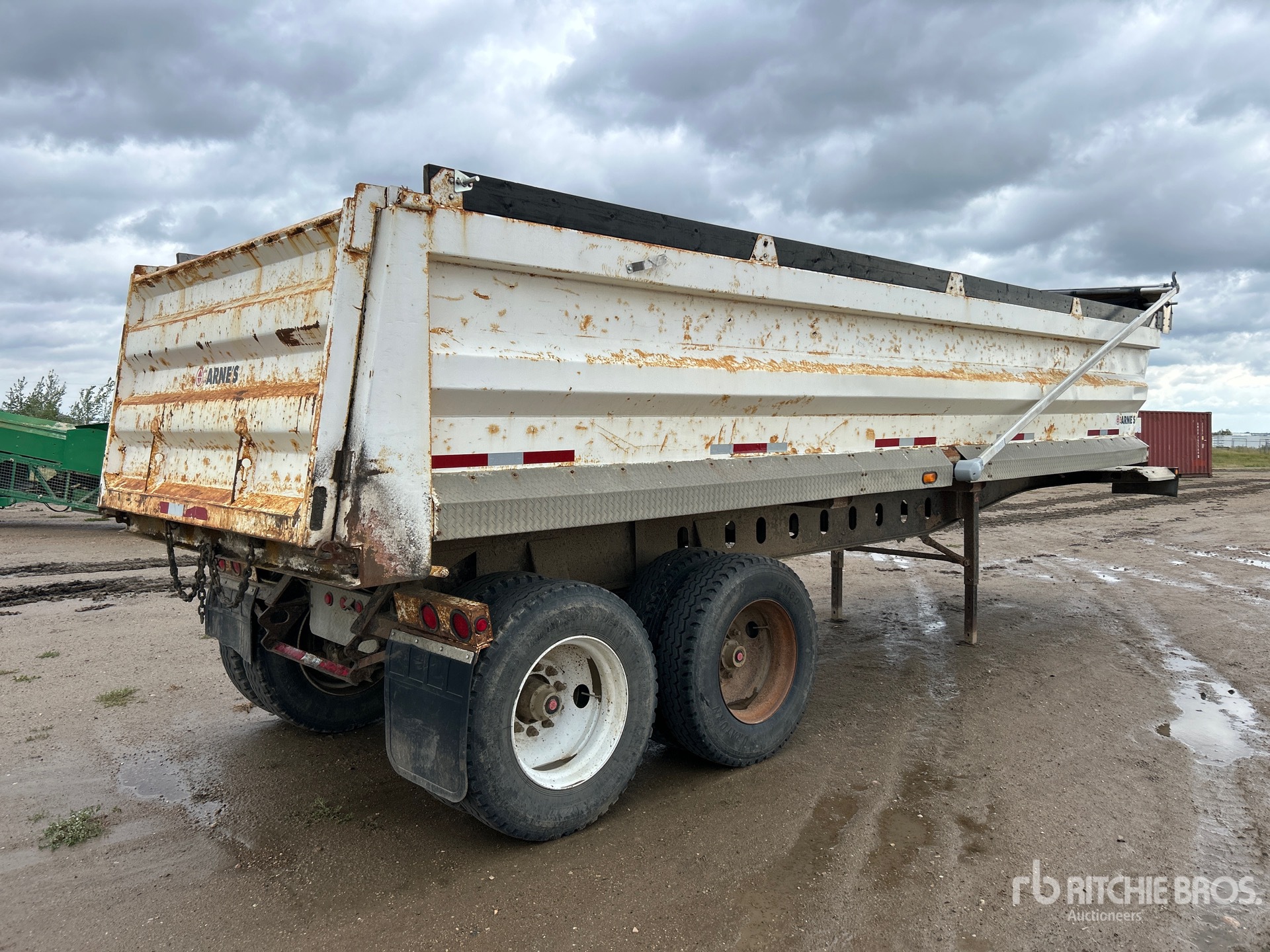 2010 Arnes 30 ft T/A