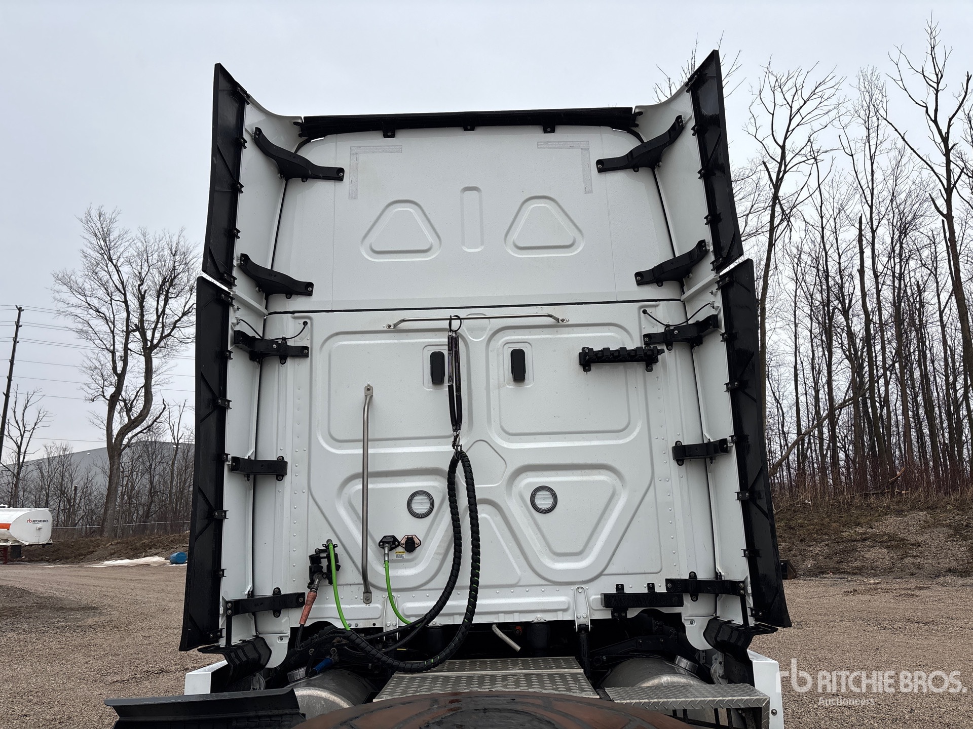 2024 Freightliner CASCADIA 126