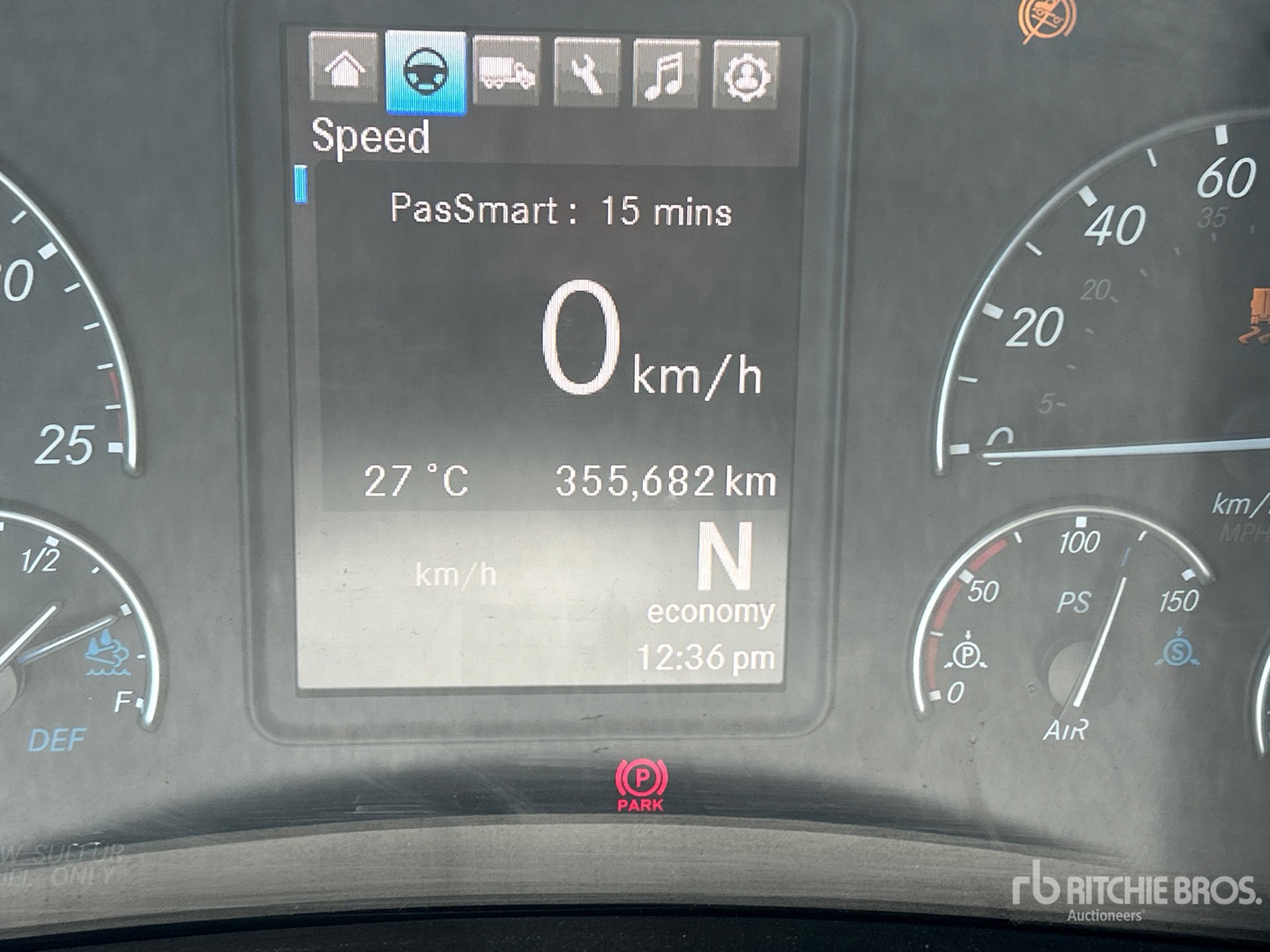 2024 Freightliner CASCADIA 126