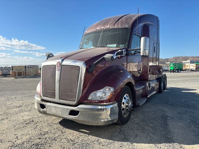 2019 Kenworth T680 6x4 T/A Sleeper Truck Tractor (Inoperable)