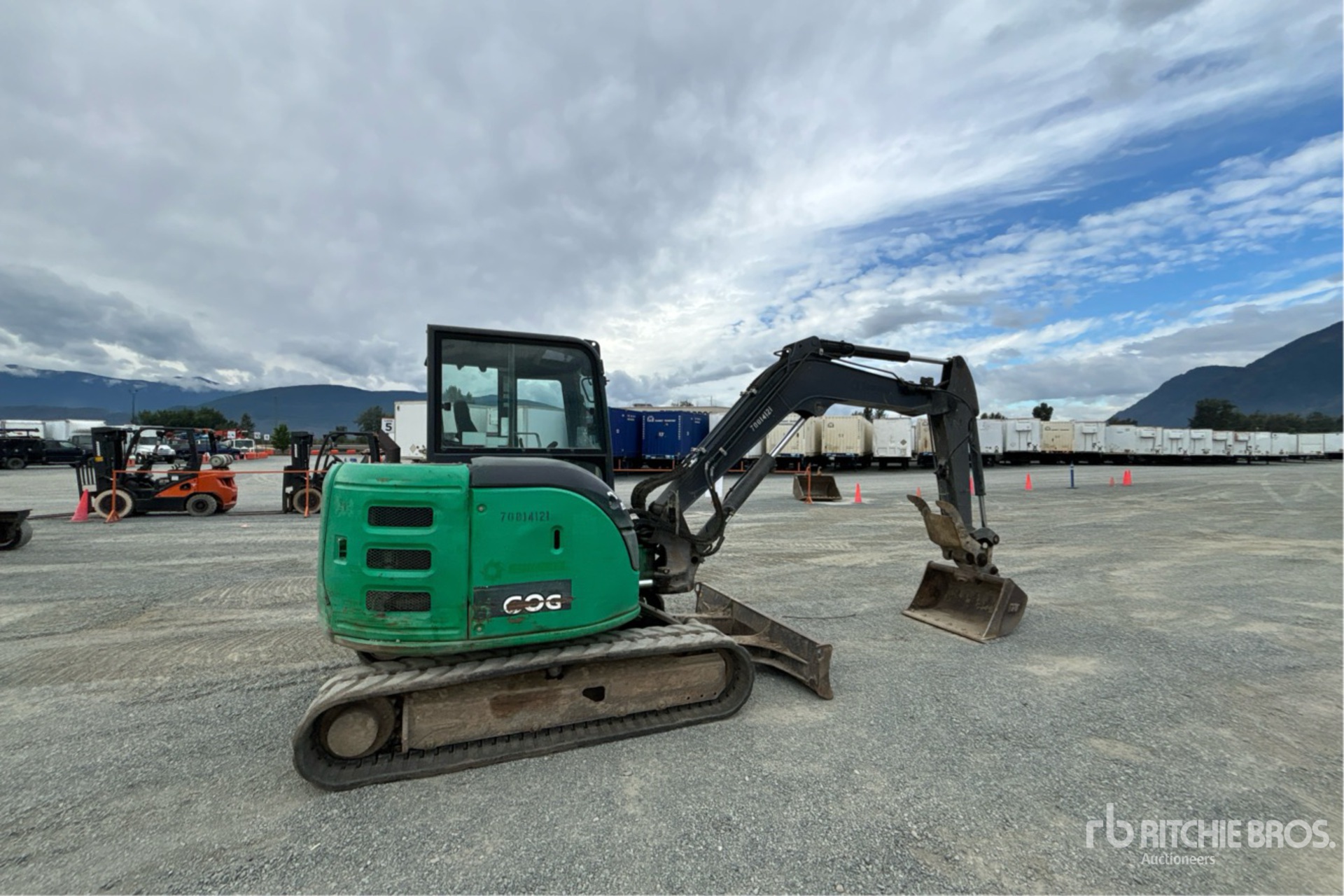 2016 John Deere 60G