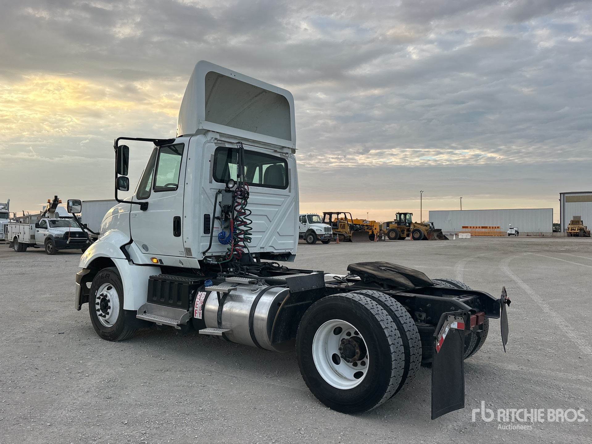 2018 International PROSTAR+ 113