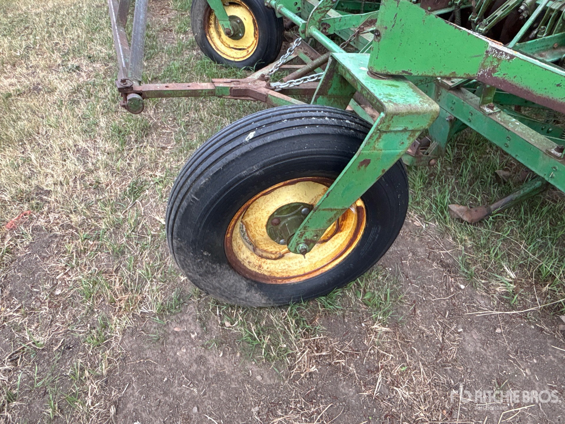 John Deere 28 FT