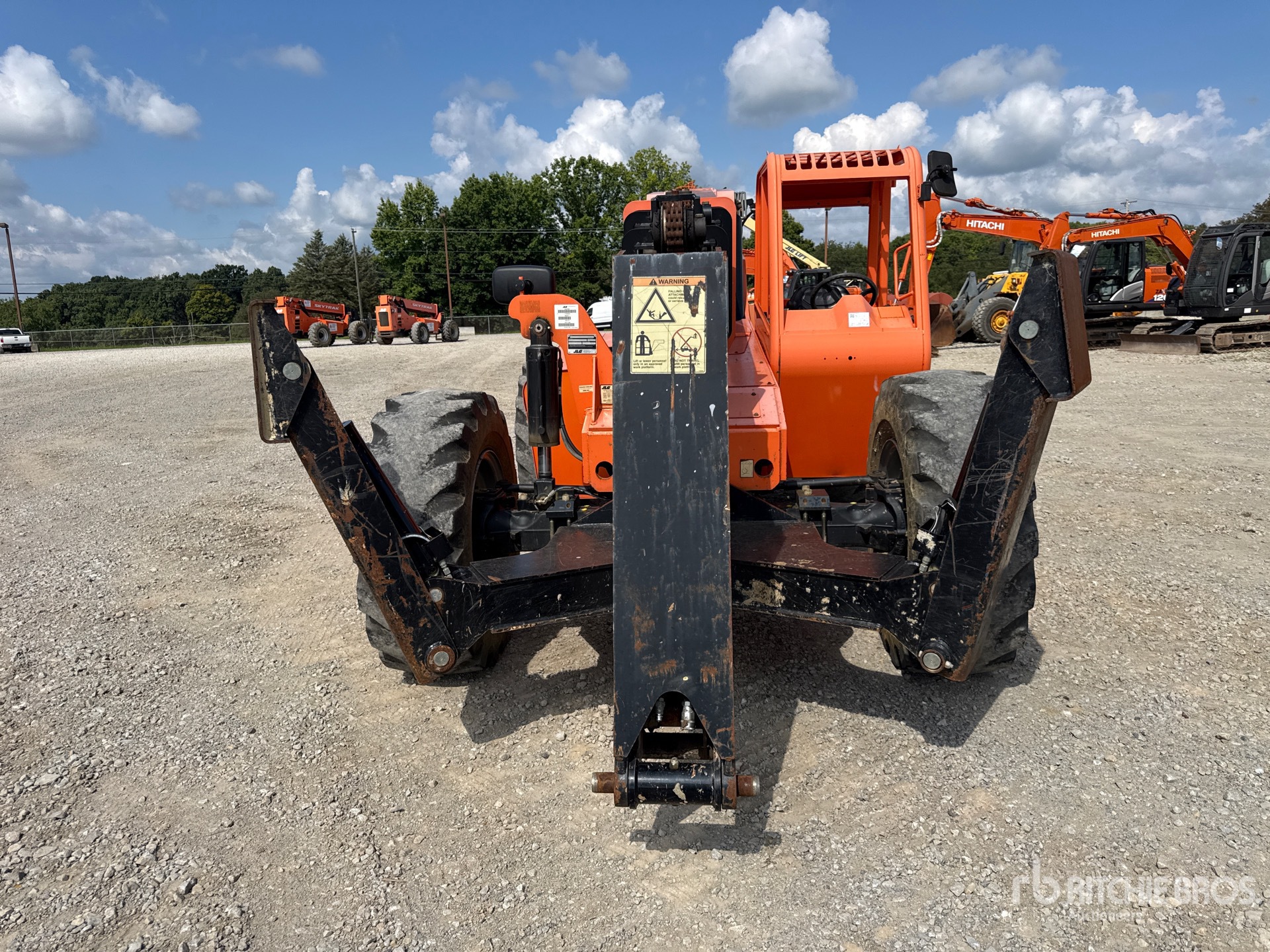 2018 JLG 10054