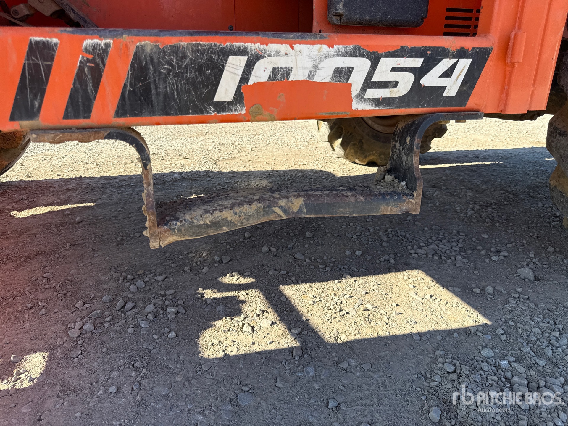 2018 JLG 10054