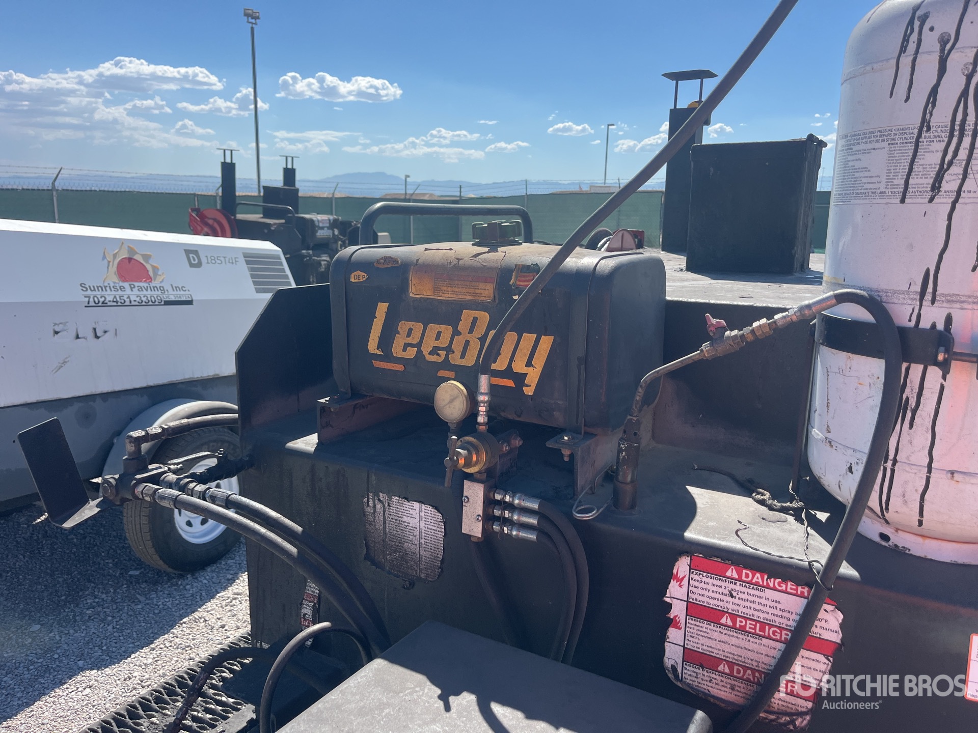 2020 Leeboy T/A 500 GAL