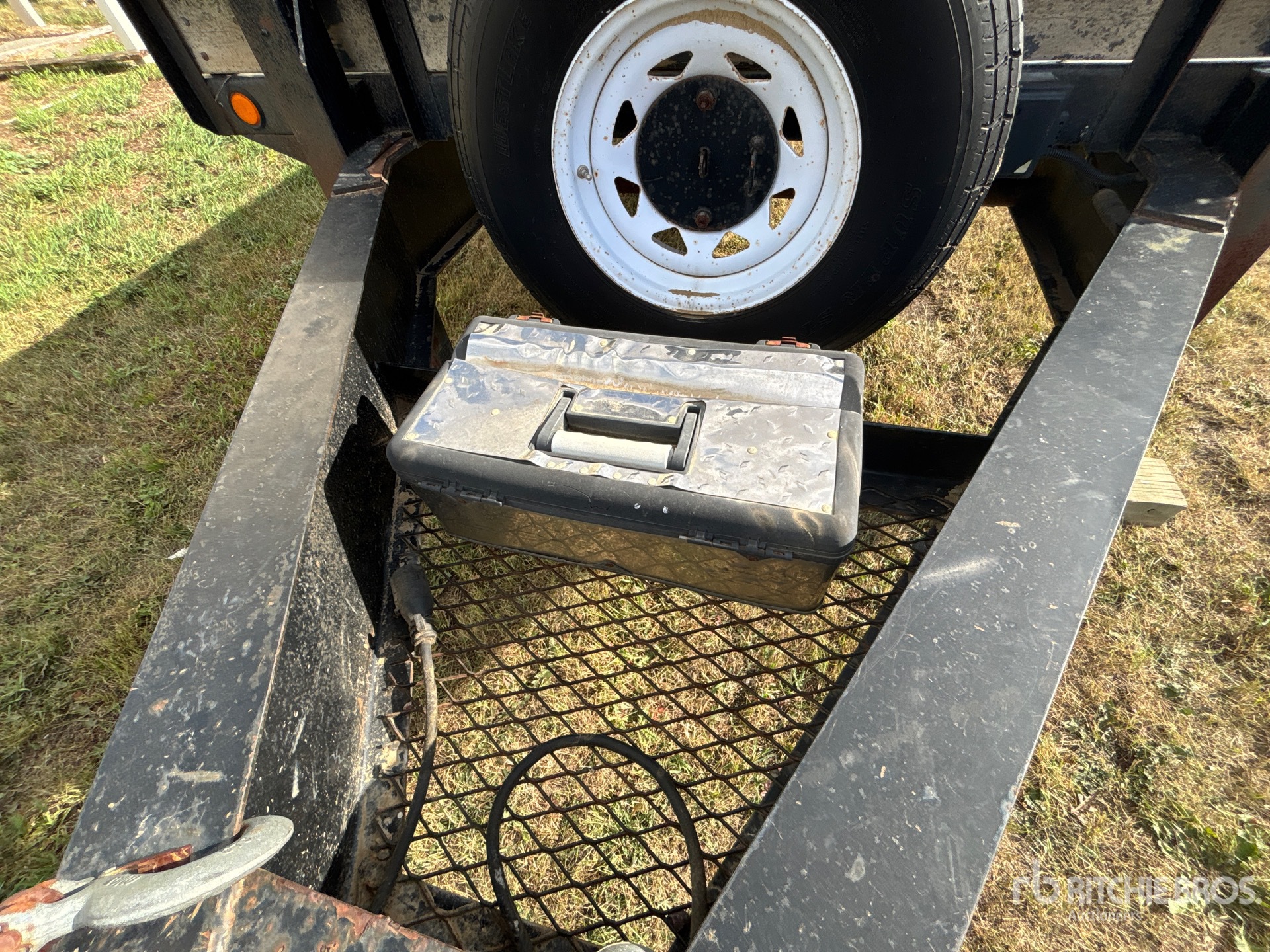 2011 Load Trail 24 ft Tri/A