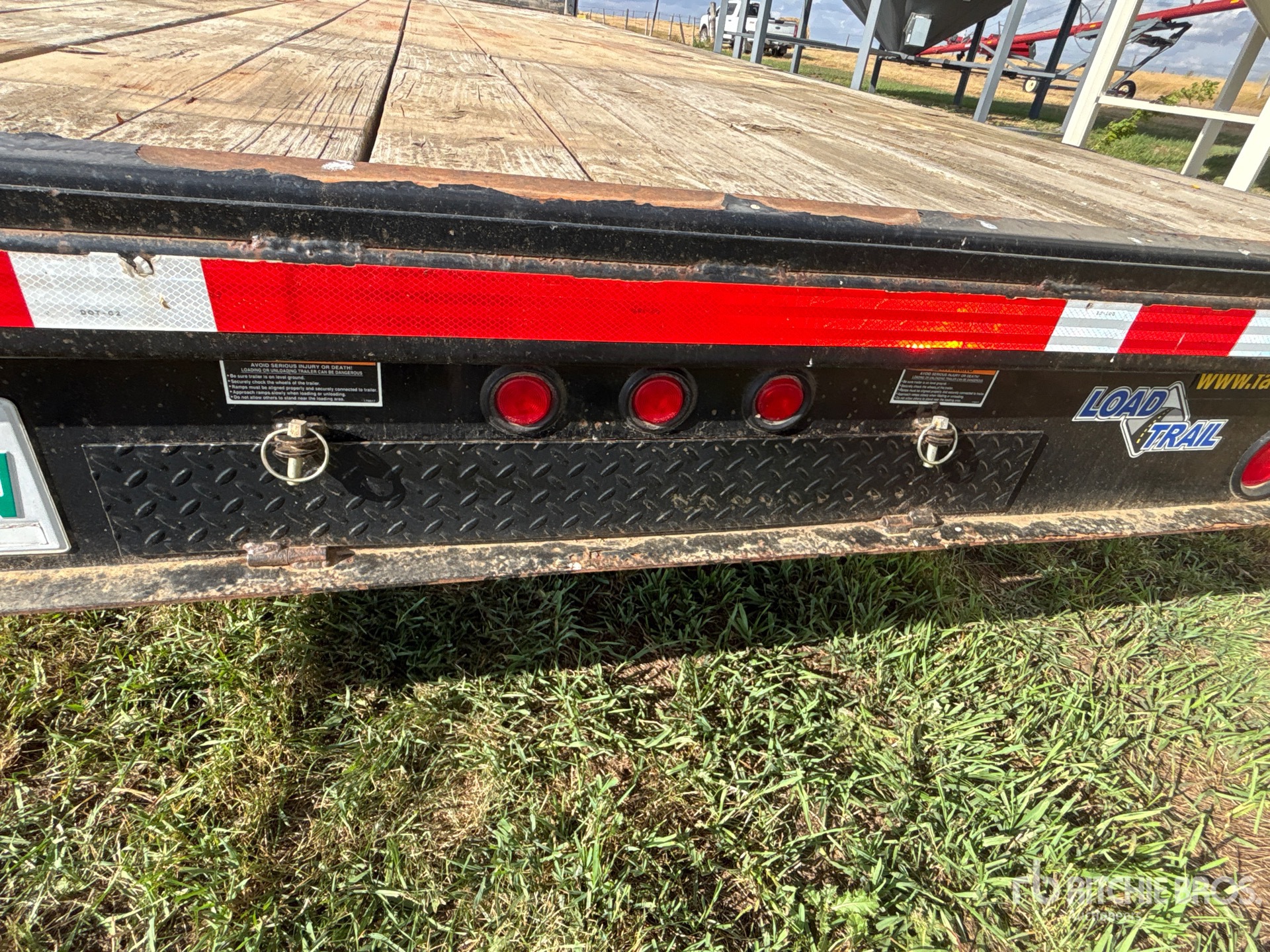 2011 Load Trail 24 ft Tri/A