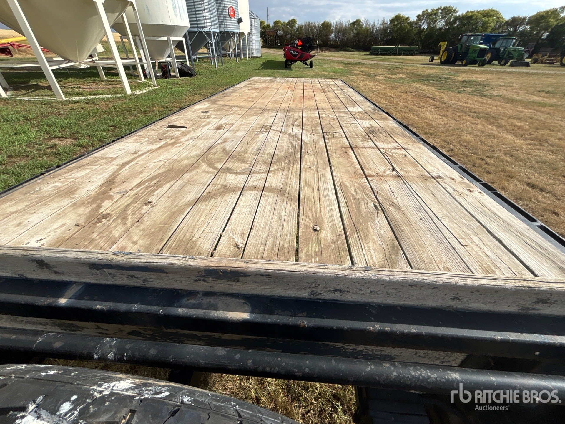 2011 Load Trail 24 ft Tri/A