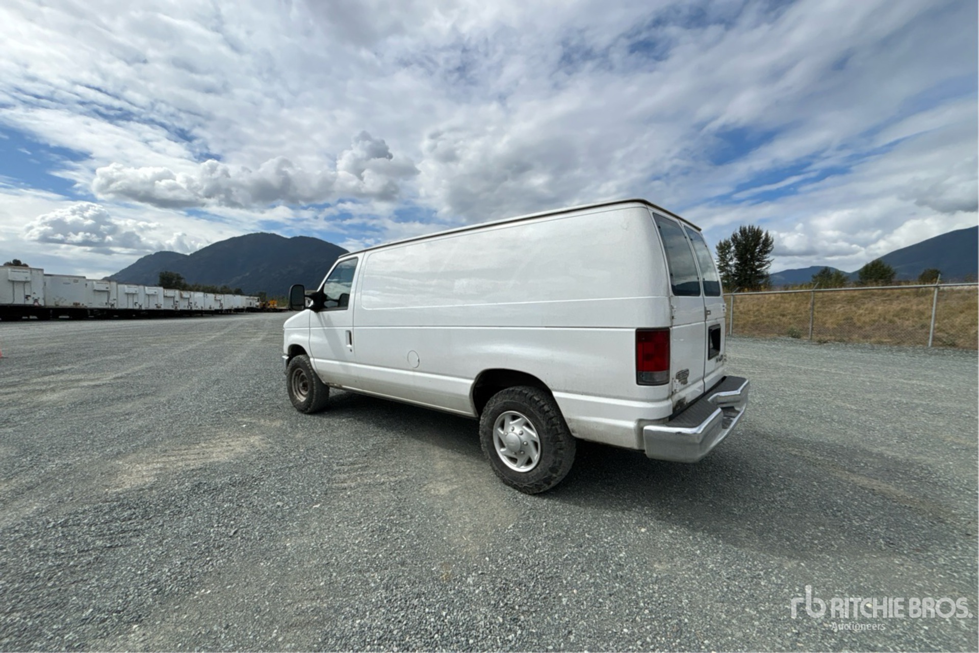 2012 Ford E-350