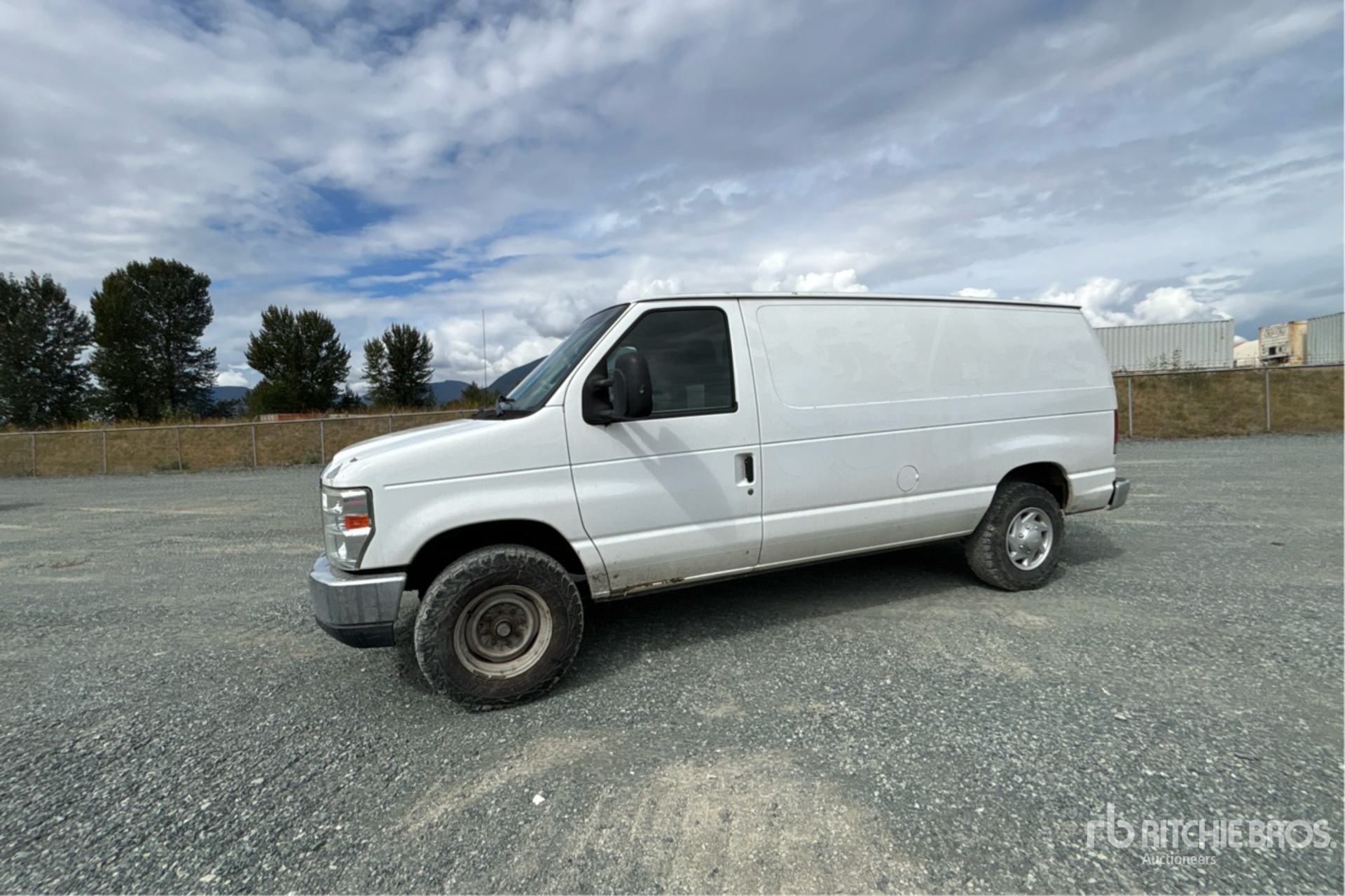 2012 Ford E-350
