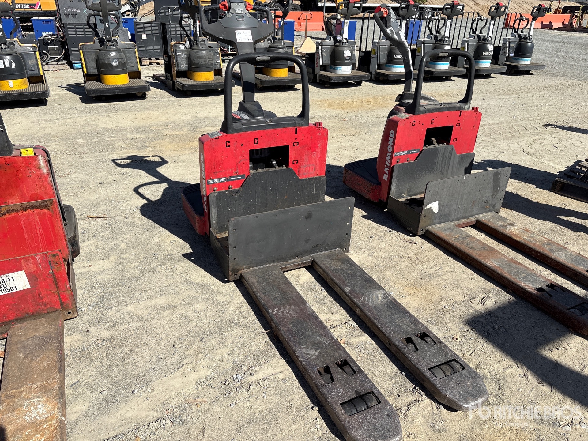 Raymond QUANTITY OF (2) 6000 LB ELECTRIC