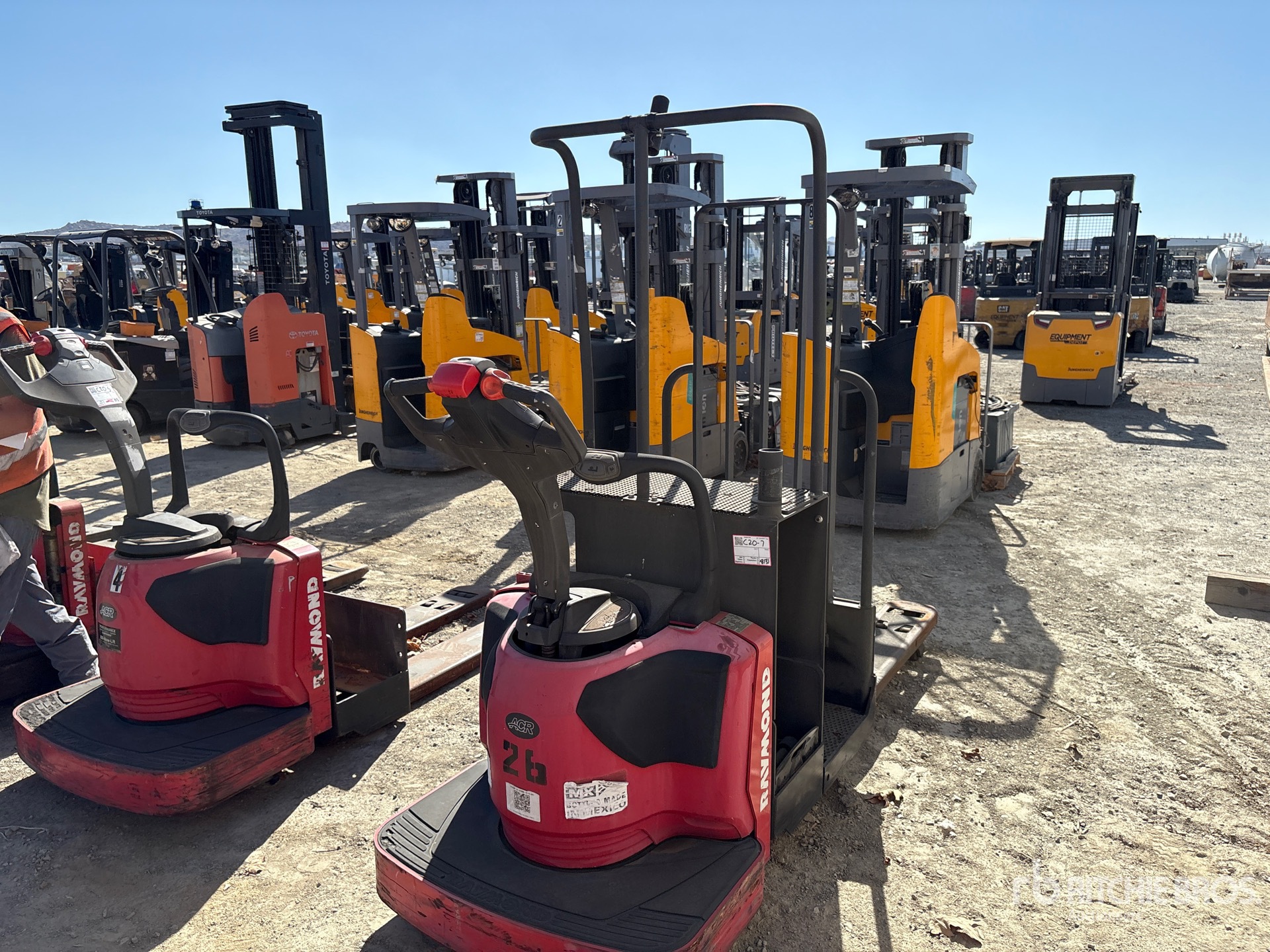 Raymond QUANTITY OF (2) 6000 LB ELECTRIC