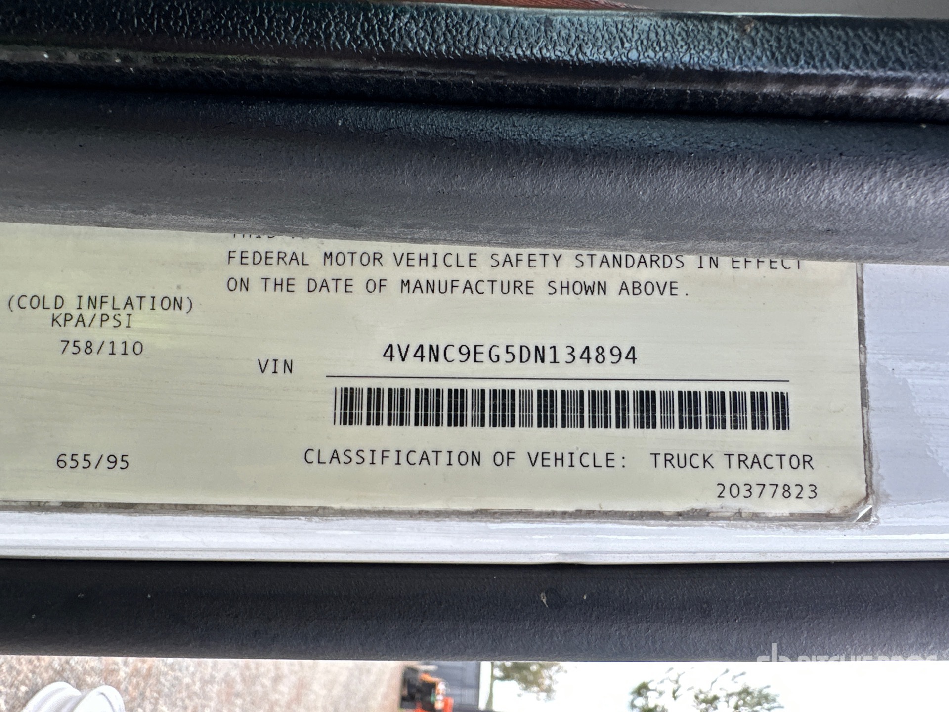 2013 Volvo VNL