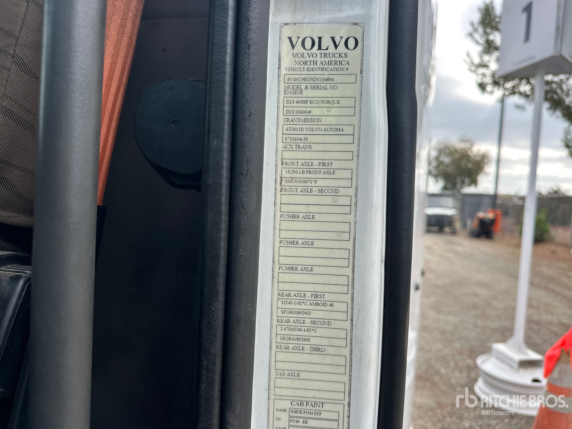 2013 Volvo VNL