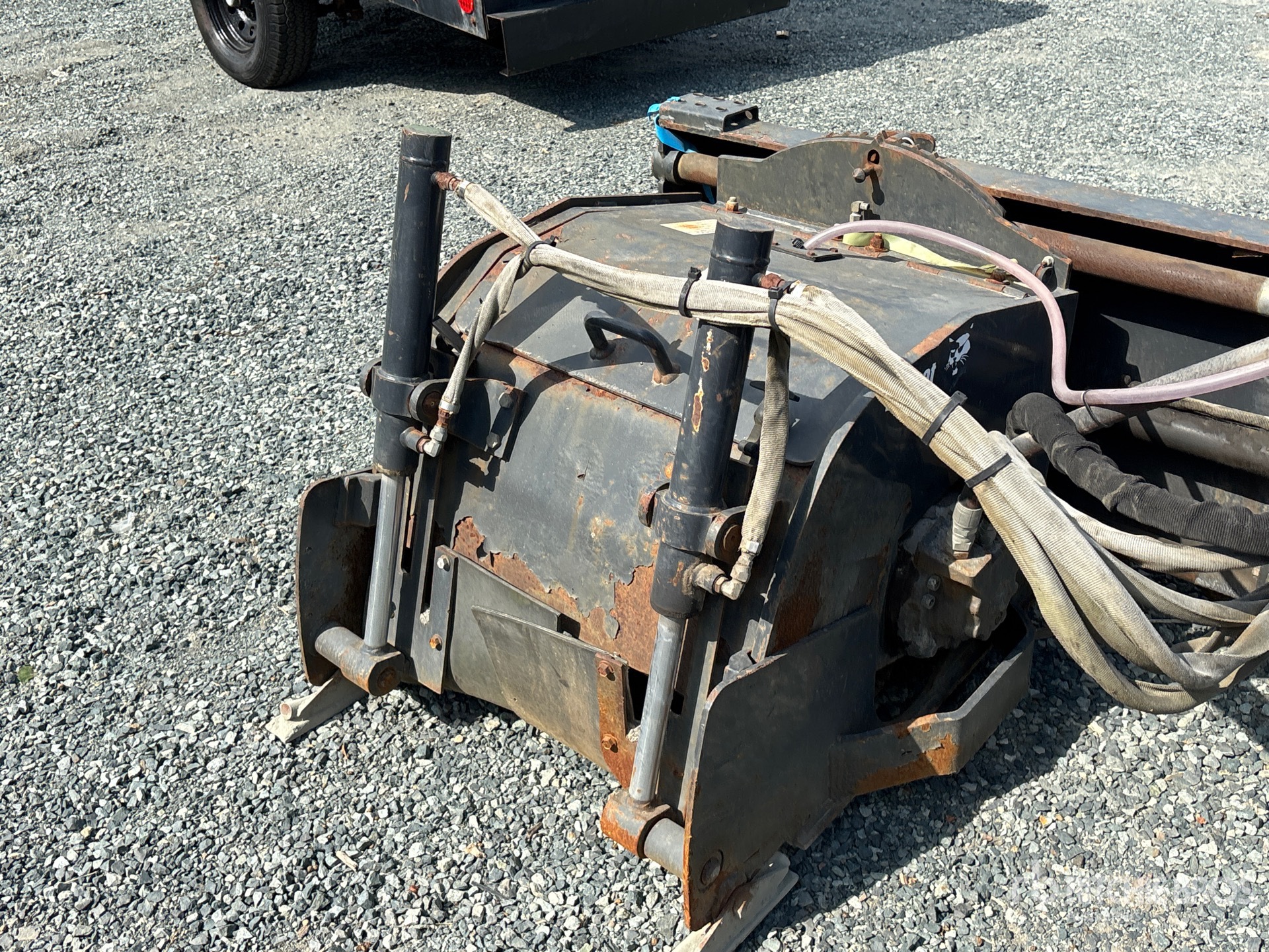 2016 Bobcat 24 IN ASPHALT
