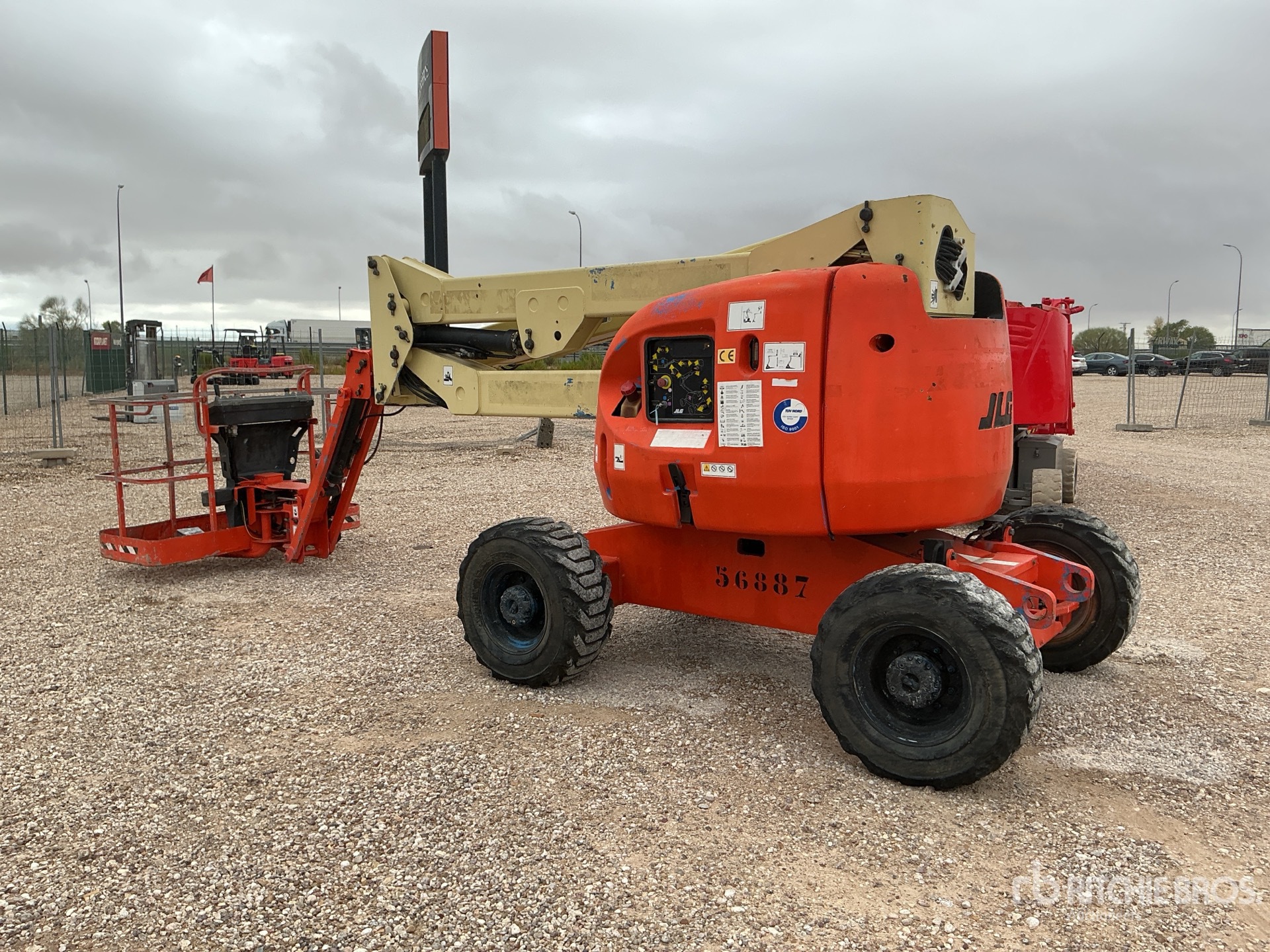 2001 JLG 450AJ