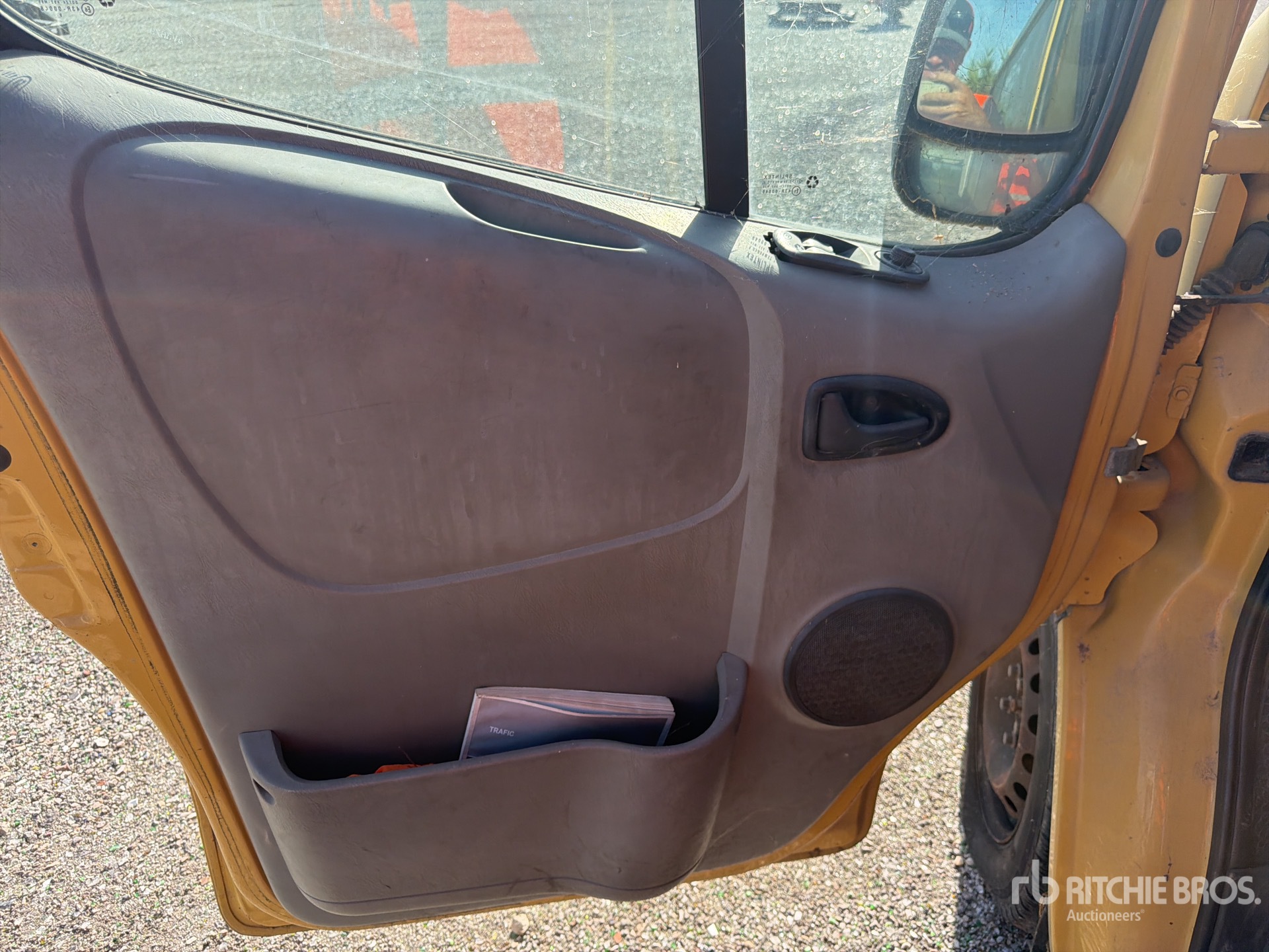 2010 Renault TRAFIC