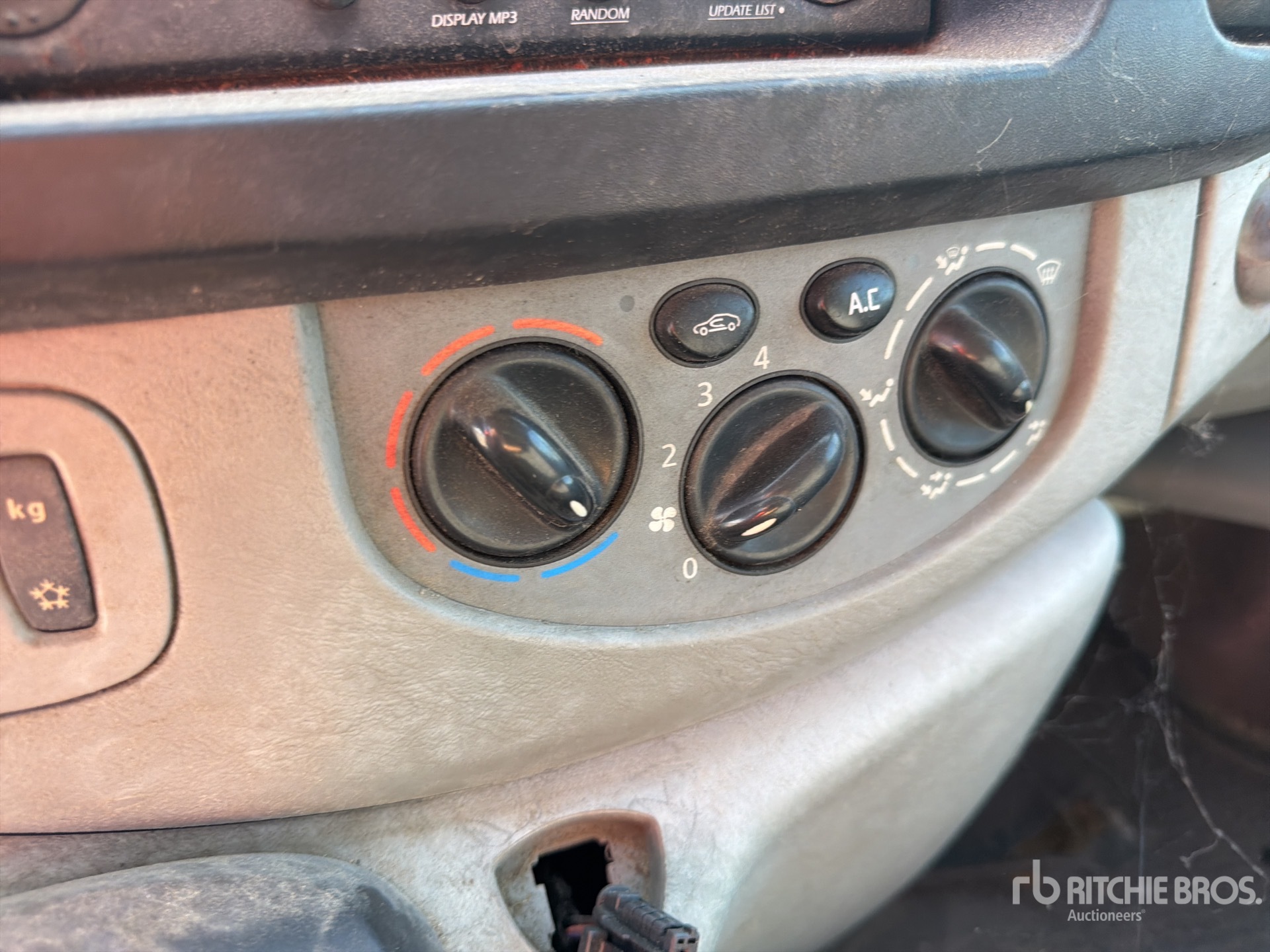 2010 Renault TRAFIC
