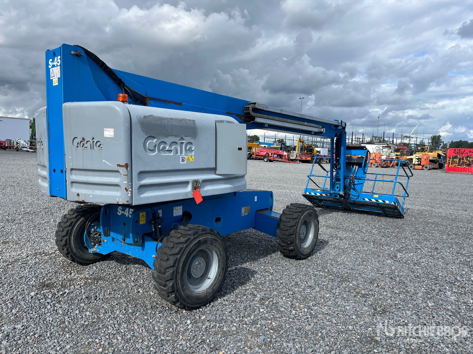 2015 Genie S-45
