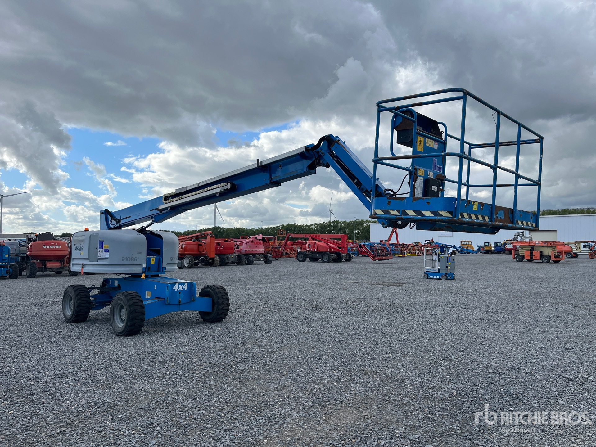 2015 Genie S-45