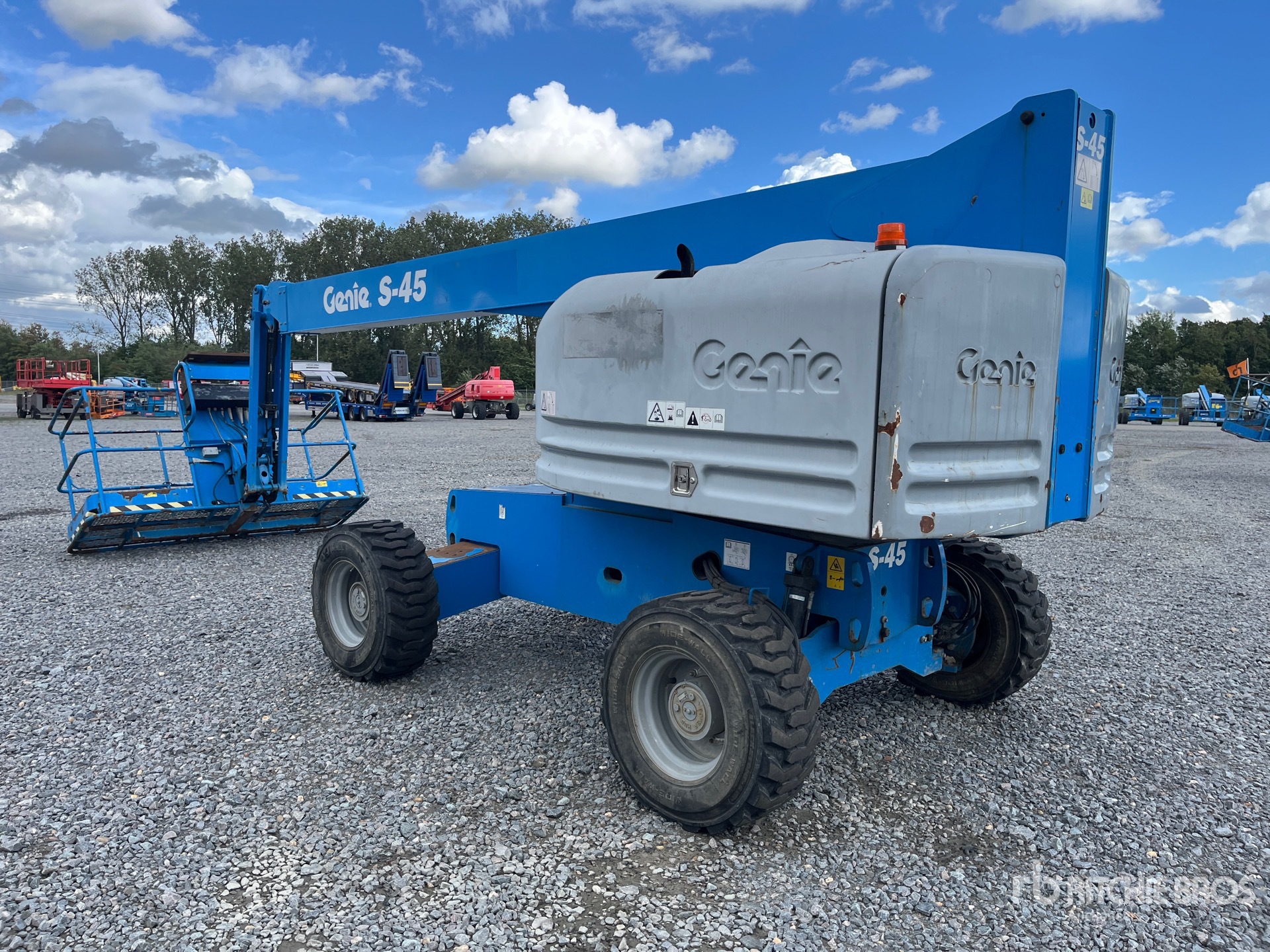 2015 Genie S-45